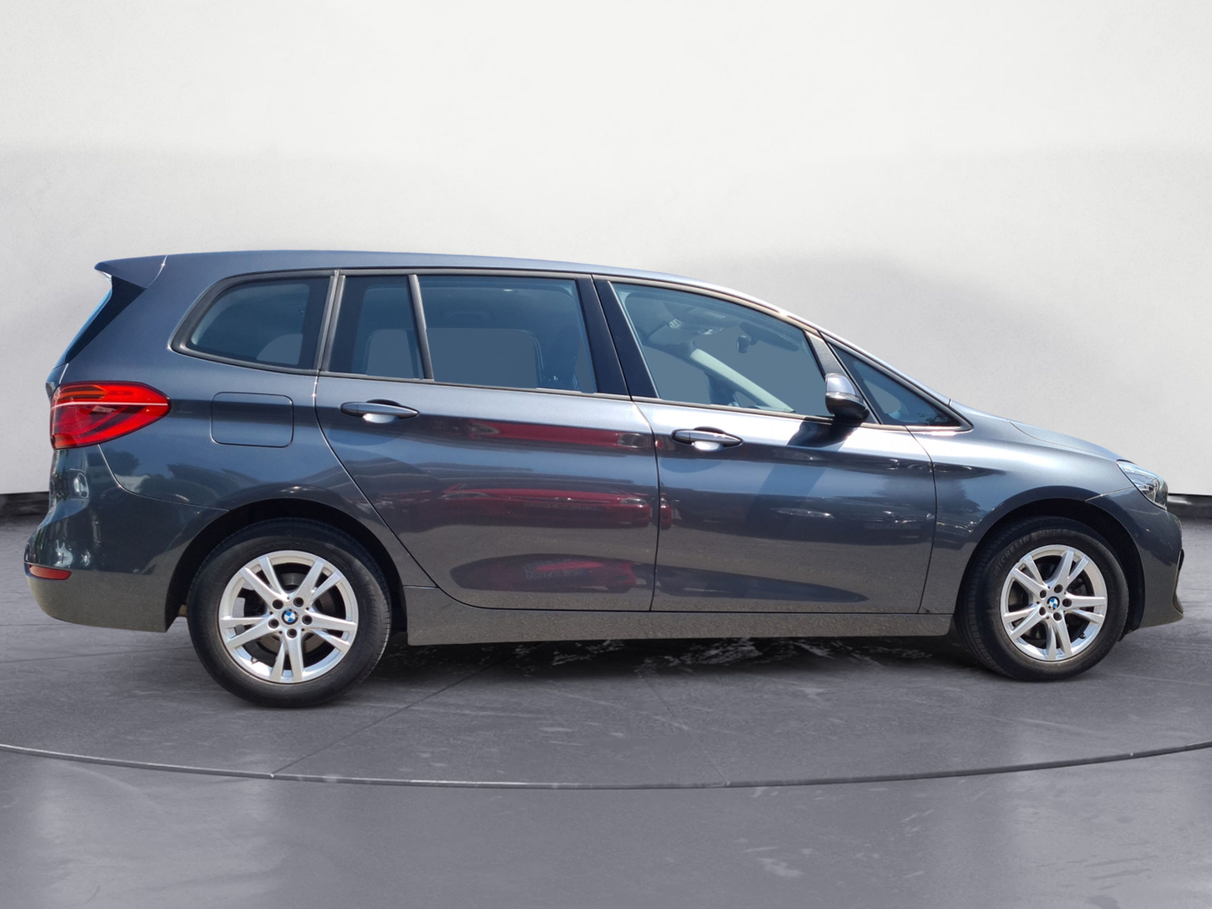 BMW - 216i Gran Tourer Advantage