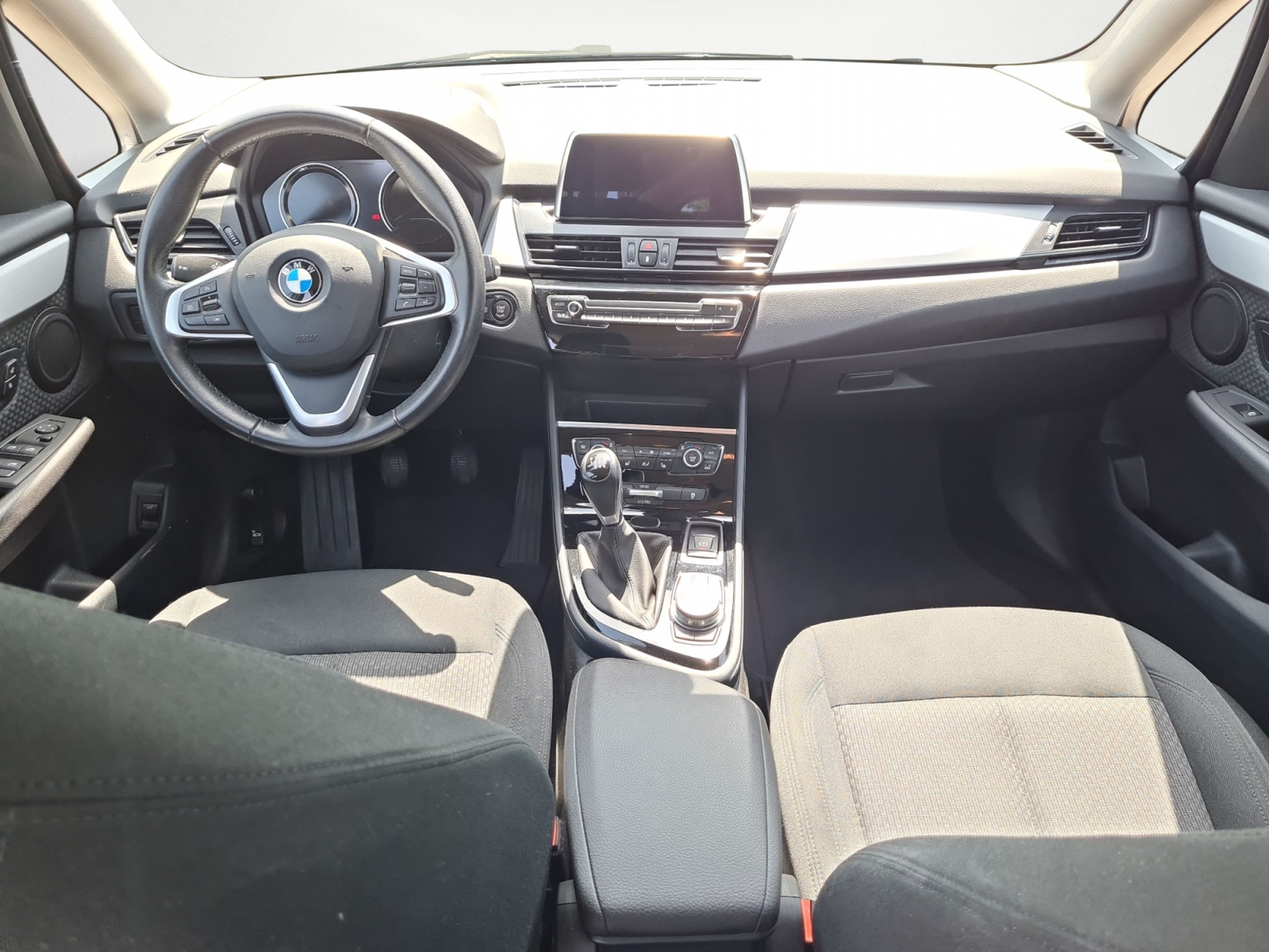 BMW - 216i Gran Tourer Advantage