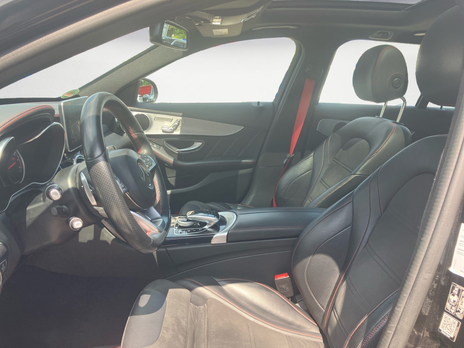 Mercedes-Benz - AMG C 43 4Matic T 9G-TRONIC