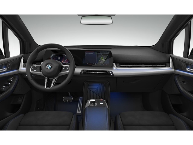BMW - 220i Active Tourer Steptronic DCT