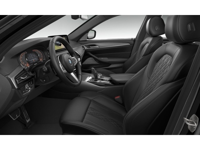 BMW - 530i xDrive Touring