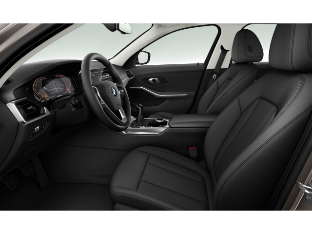 BMW - 318d Touring Advantage