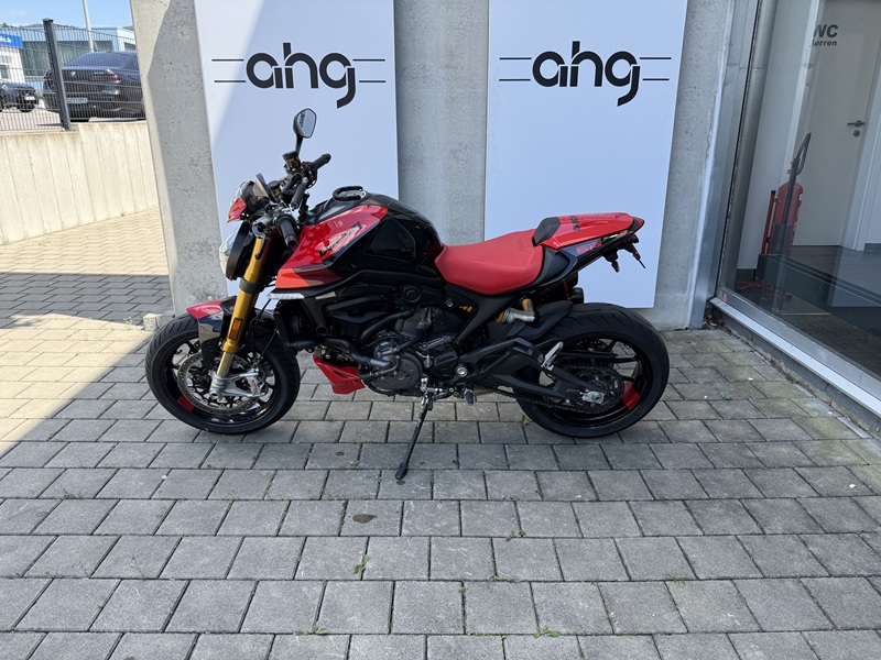 Ducati - Monster SP Red mit Termignoni Auspuff