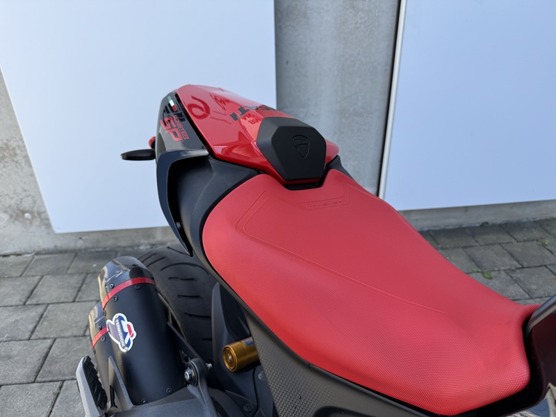 Ducati - Monster SP Red mit Termignoni Auspuff