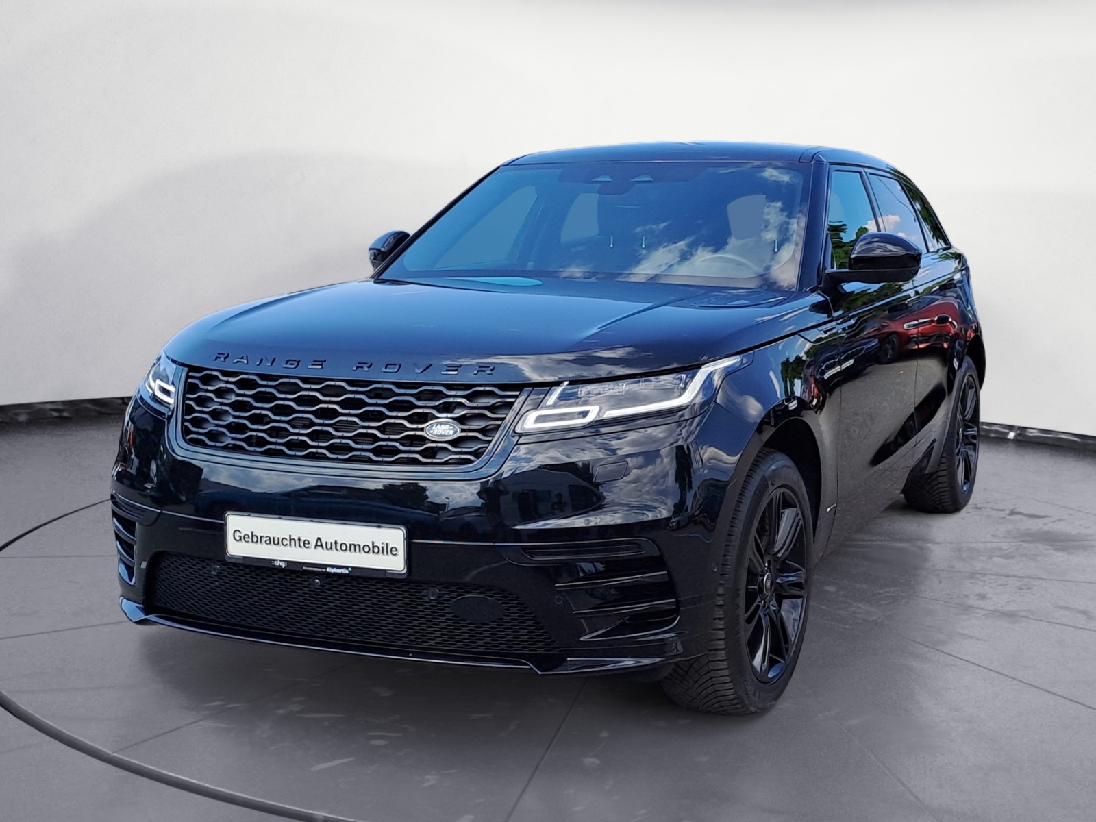 Land Rover - Range Rover Velar P400e R-Dynamic