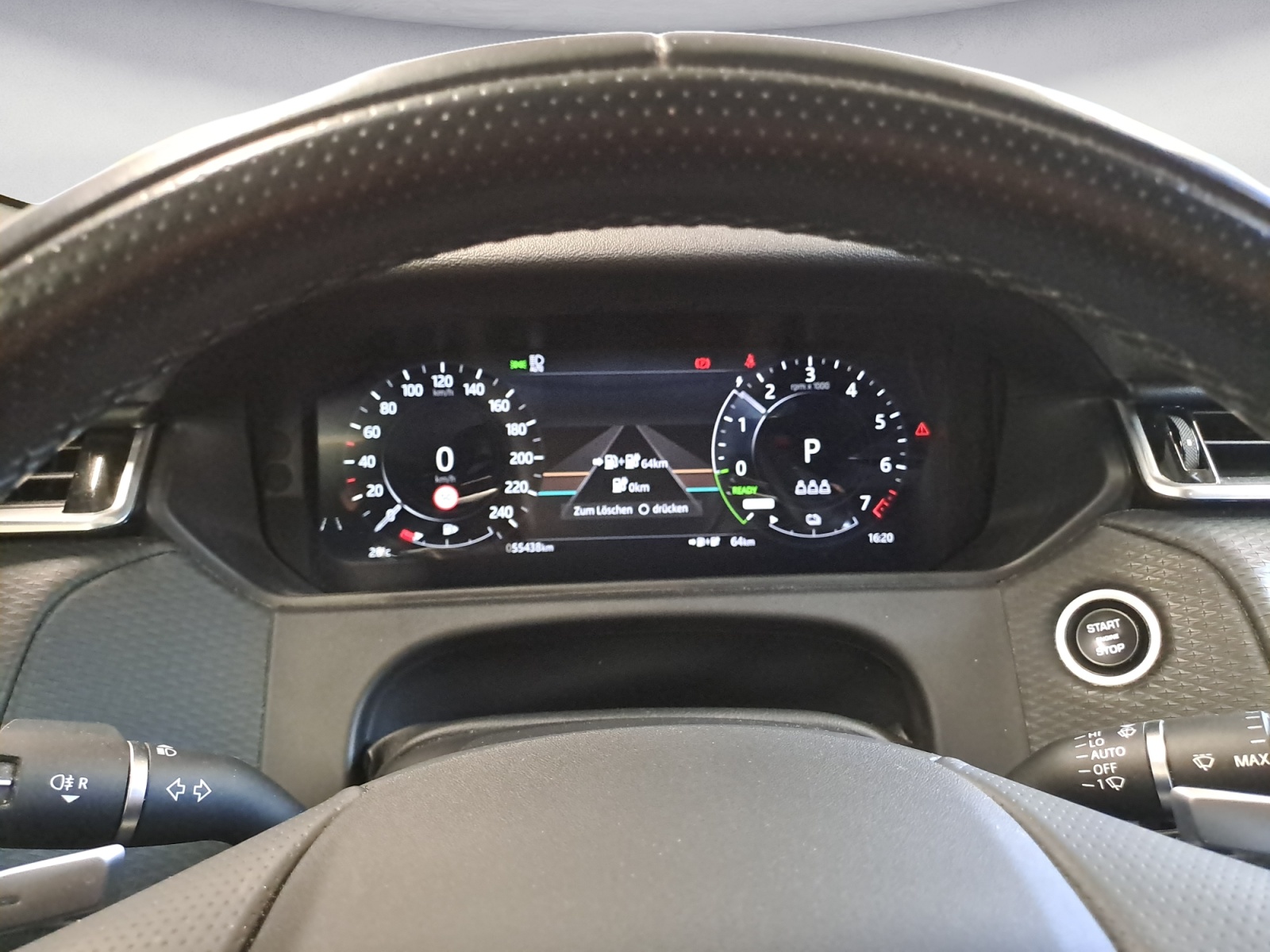 Land Rover - Range Rover Velar P400e R-Dynamic