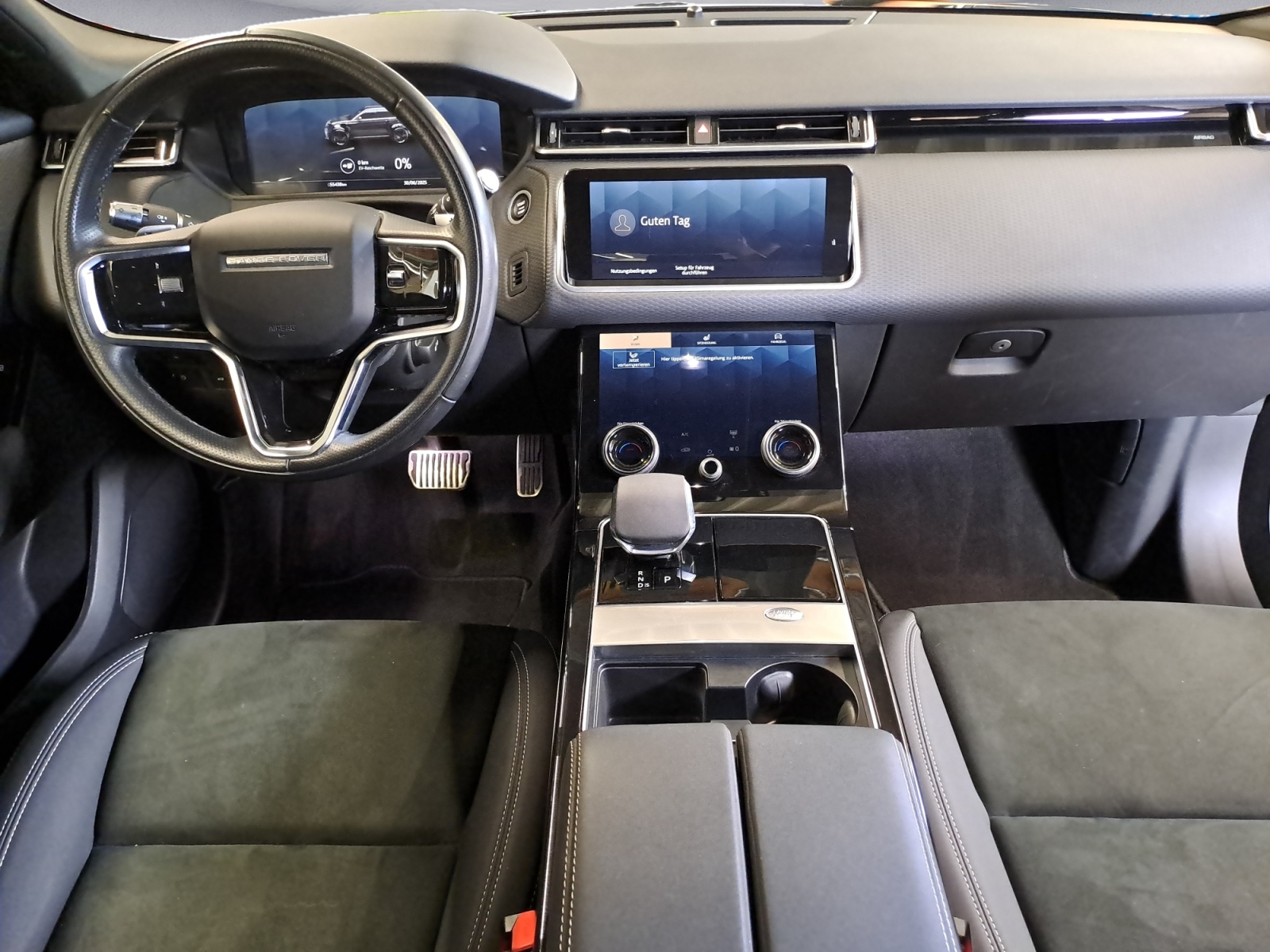 Land Rover - Range Rover Velar P400e R-Dynamic