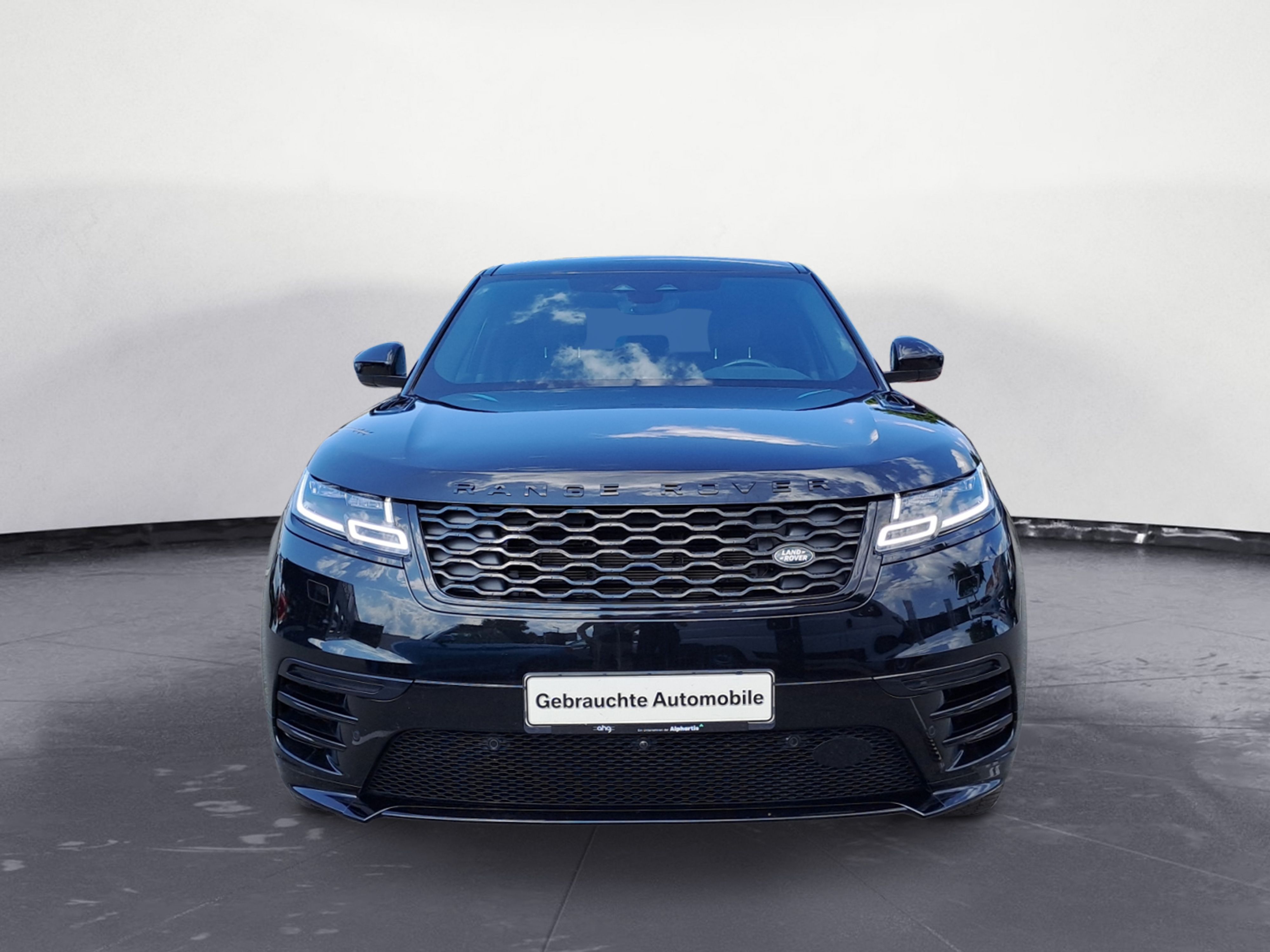 Land Rover - Range Rover Velar P400e R-Dynamic