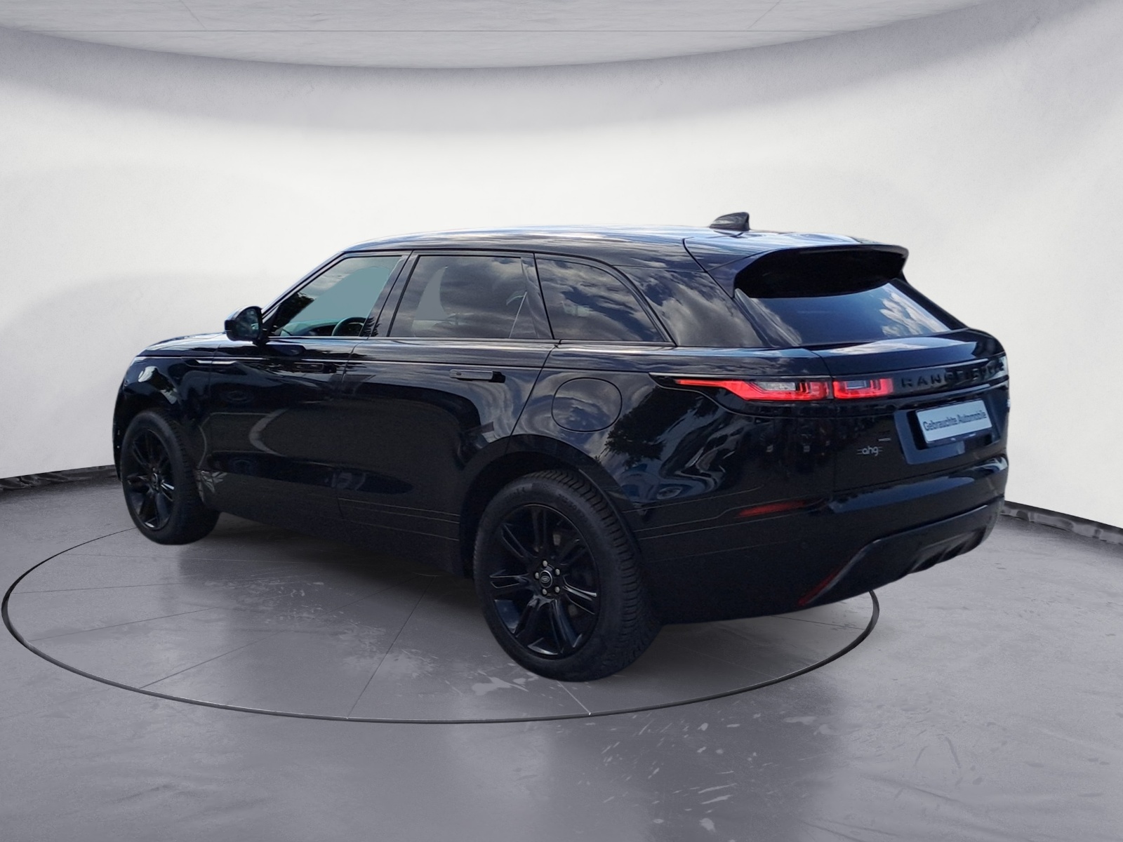 Land Rover - Range Rover Velar P400e R-Dynamic
