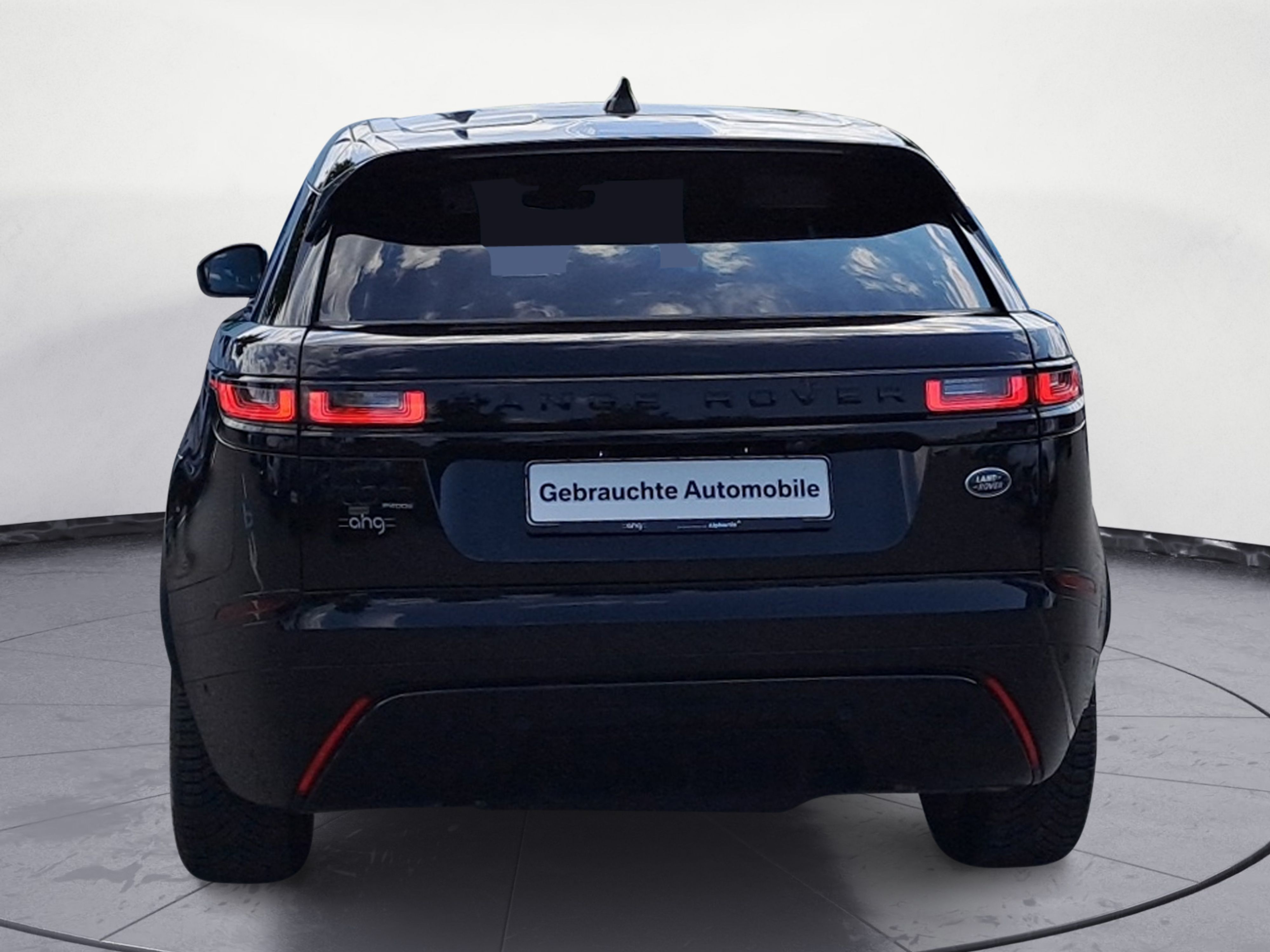 Land Rover - Range Rover Velar P400e R-Dynamic