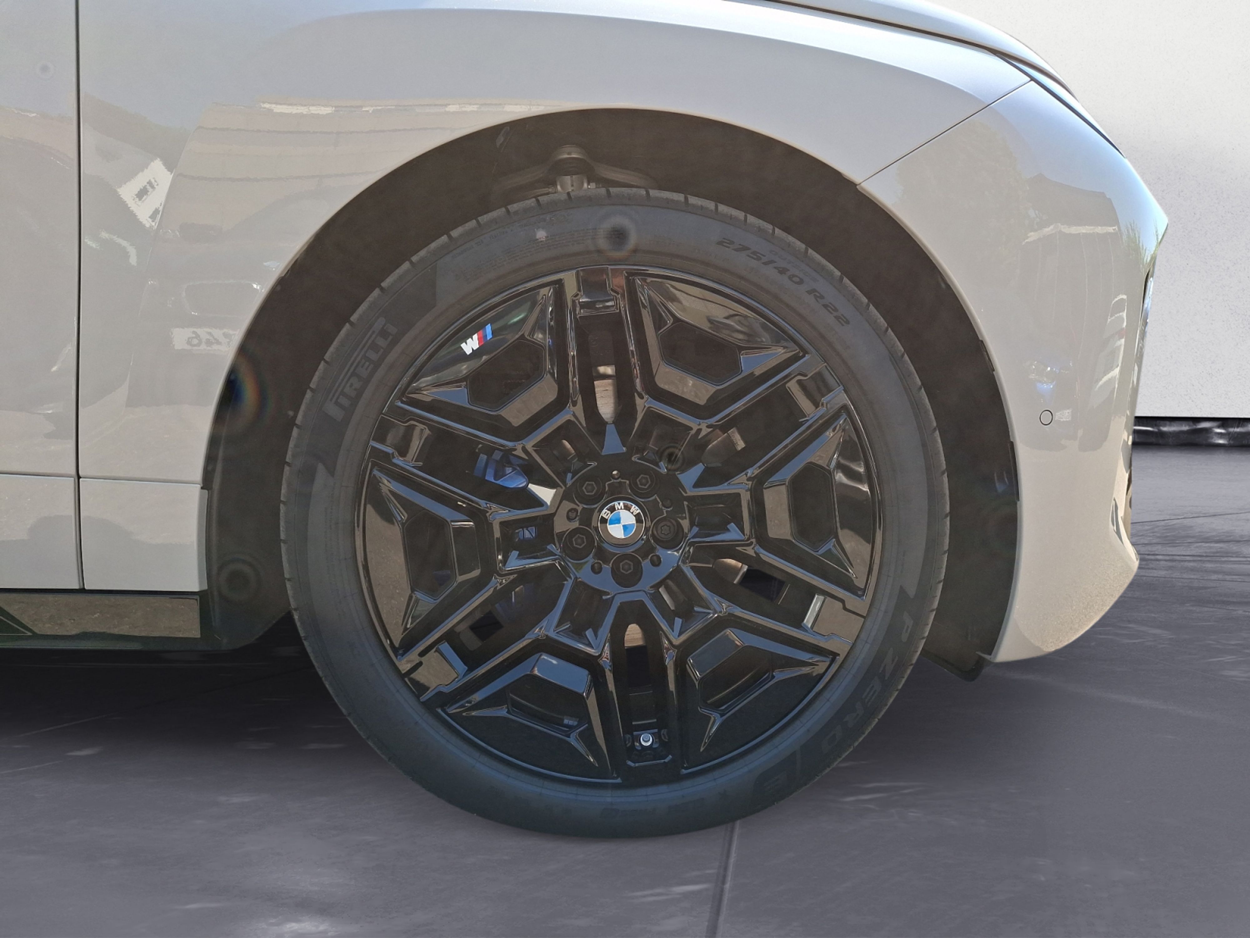 BMW - BMW iX xDrive45