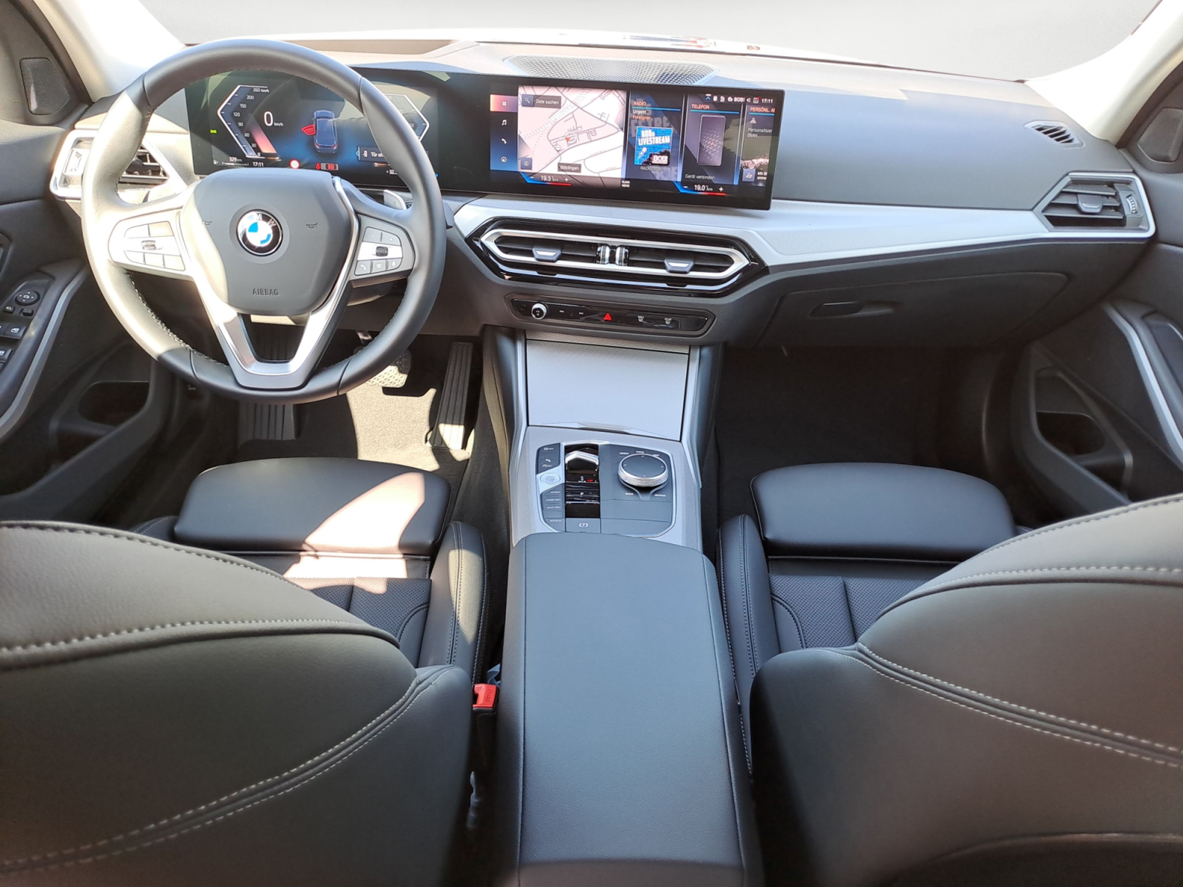 BMW - 320i xDrive Automatik
