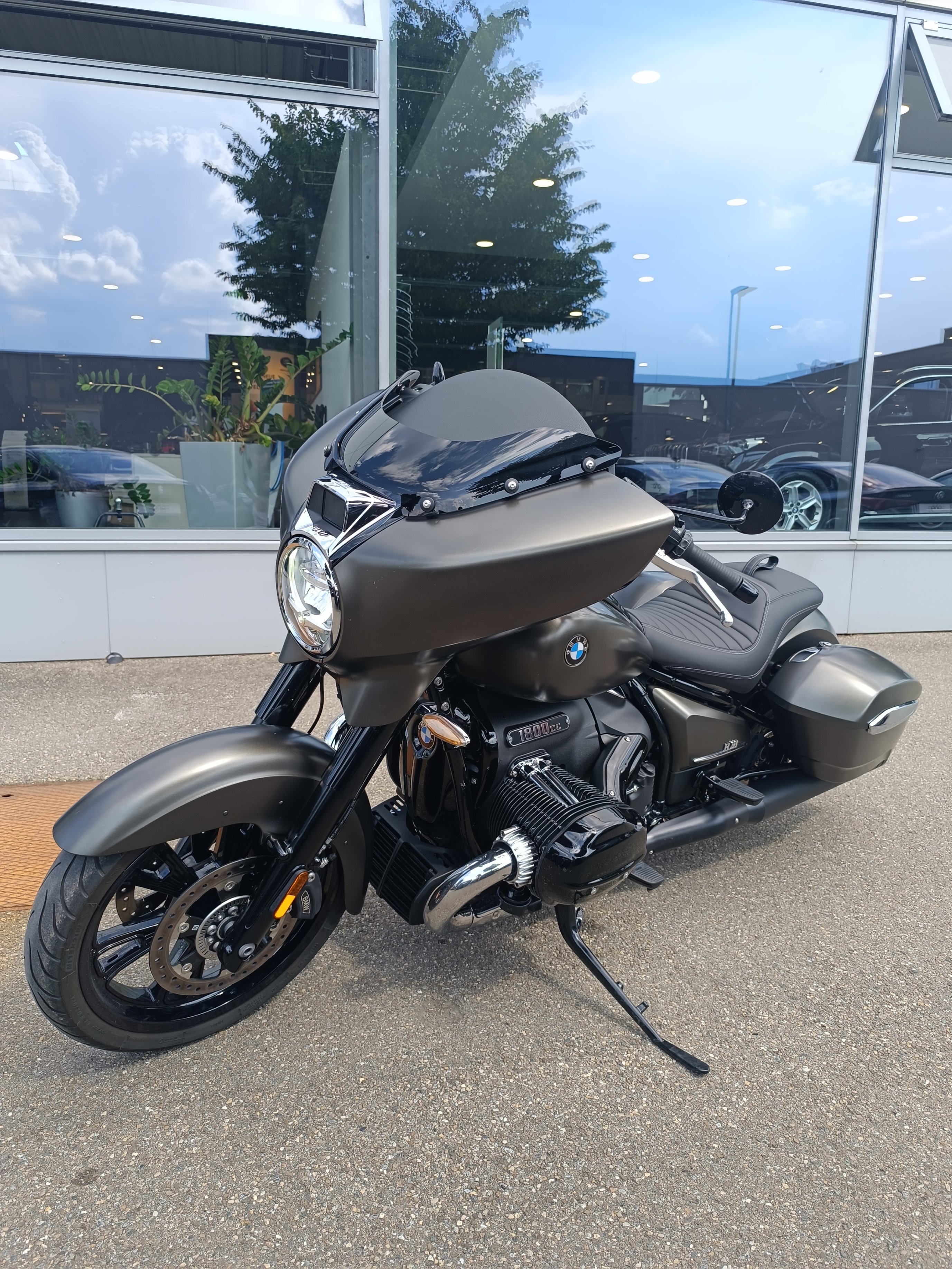 BMW Motorrad - R 18 B mit Jekill & Hyde
