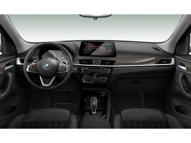 BMW - X1 xDrive20i xLine Steptronic