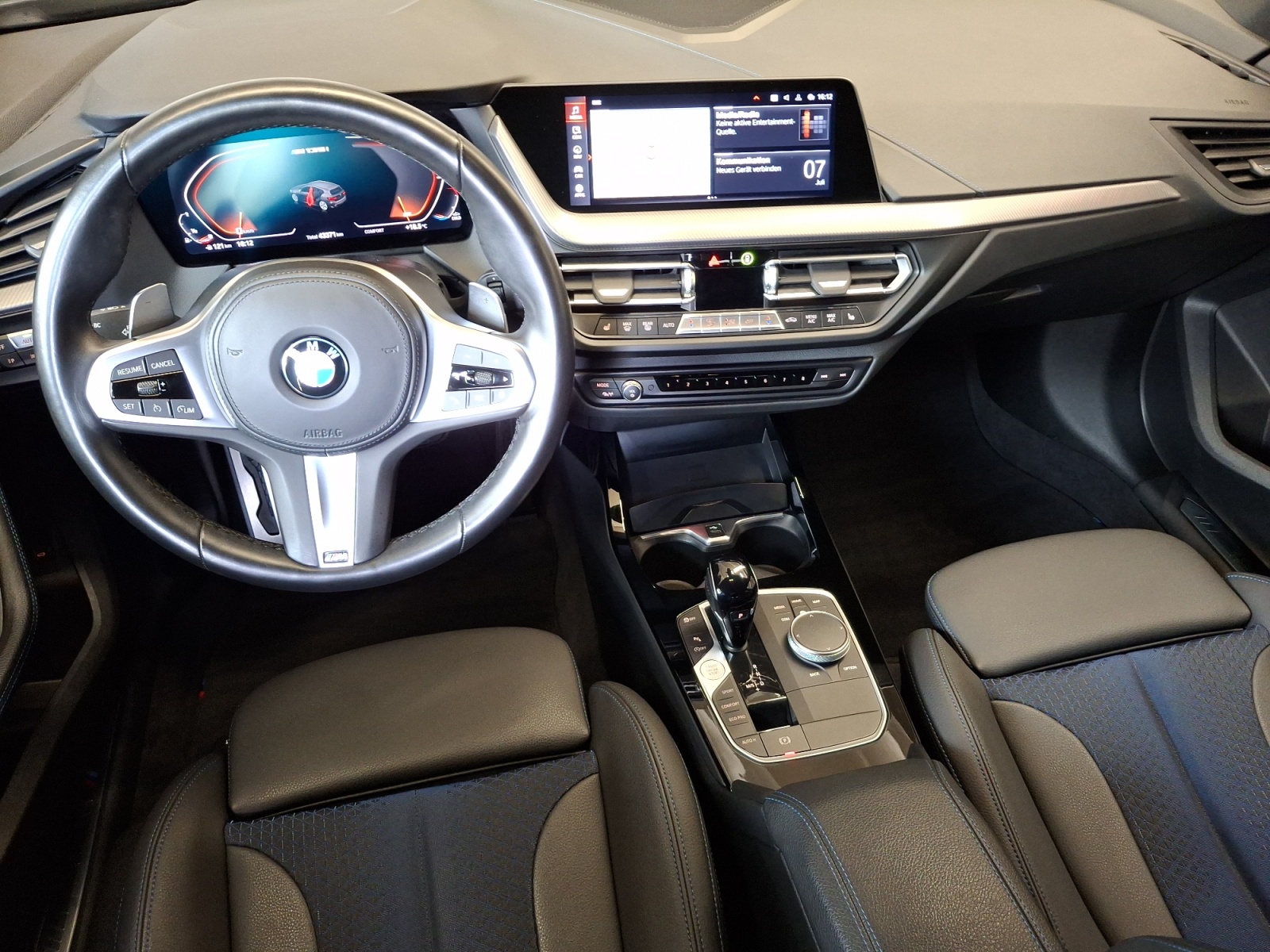 BMW - M135i xDrive