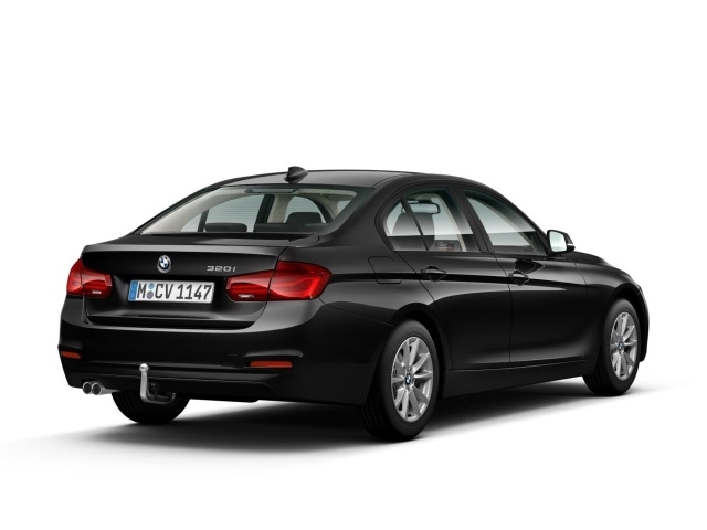 BMW - 320i Advantage