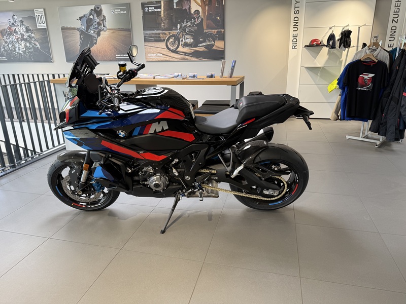 BMW Motorrad - M 1000 XR Competition sofort verfügbar