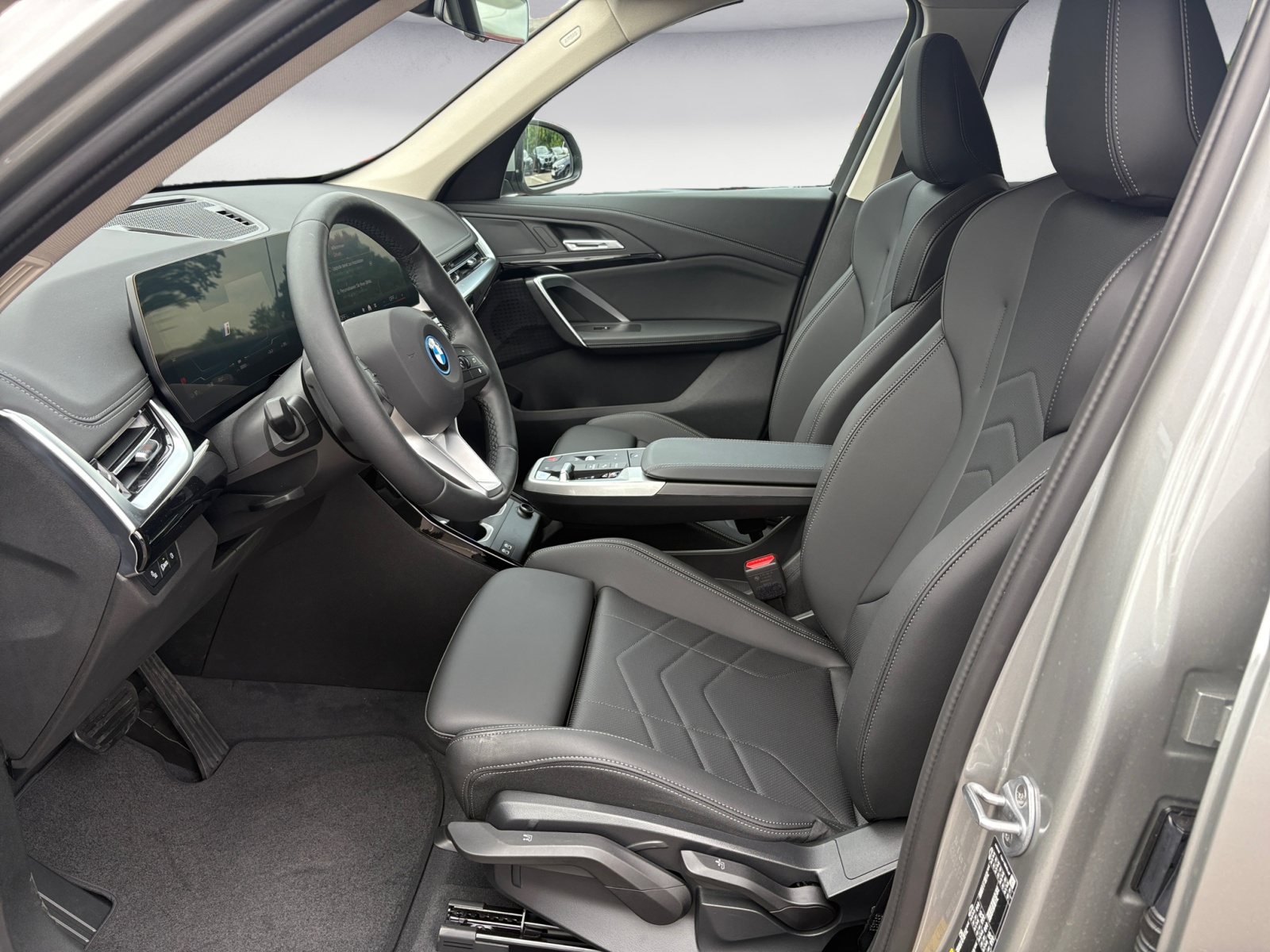 BMW - iX1 xDrive30