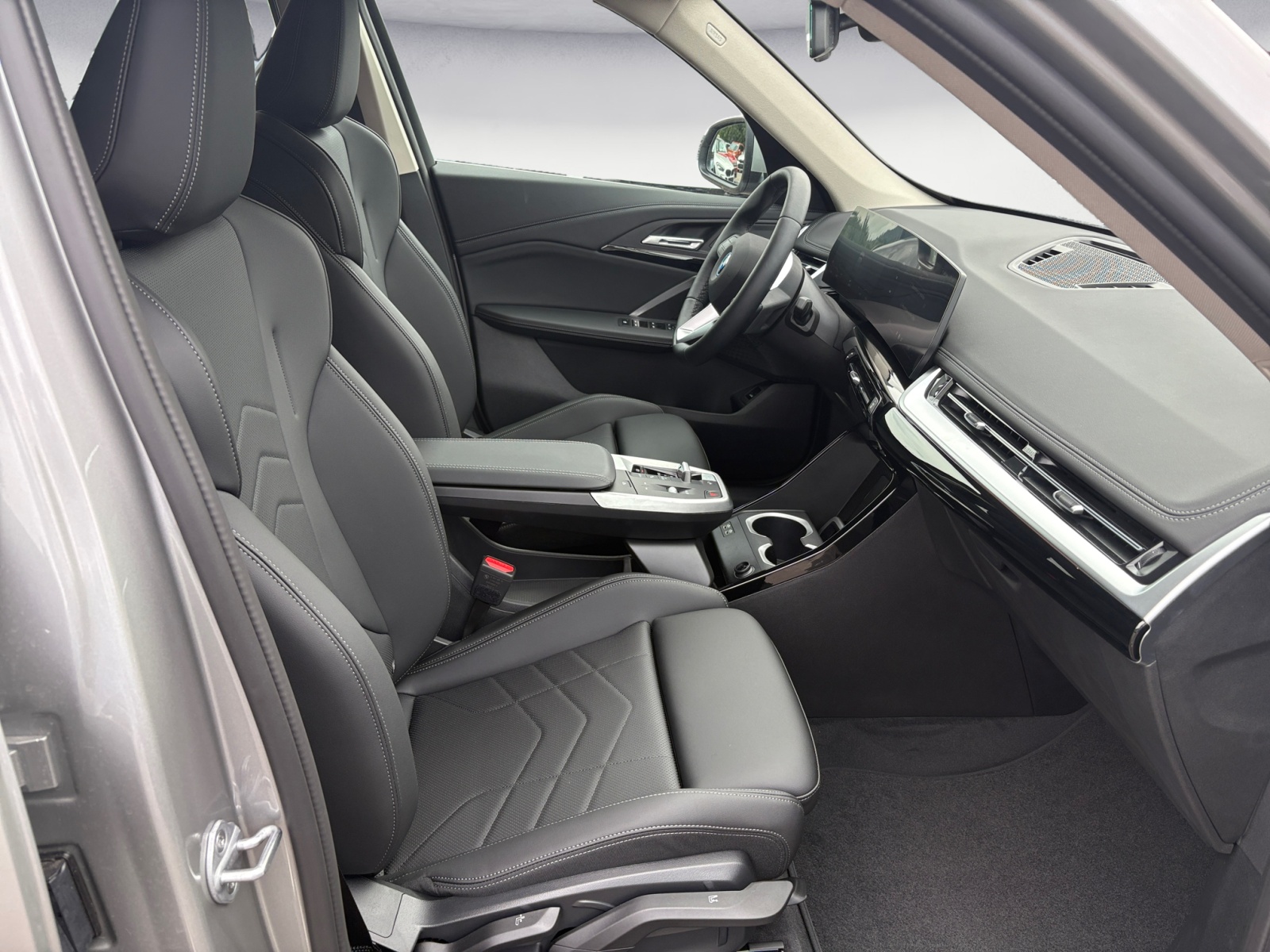 BMW - iX1 xDrive30