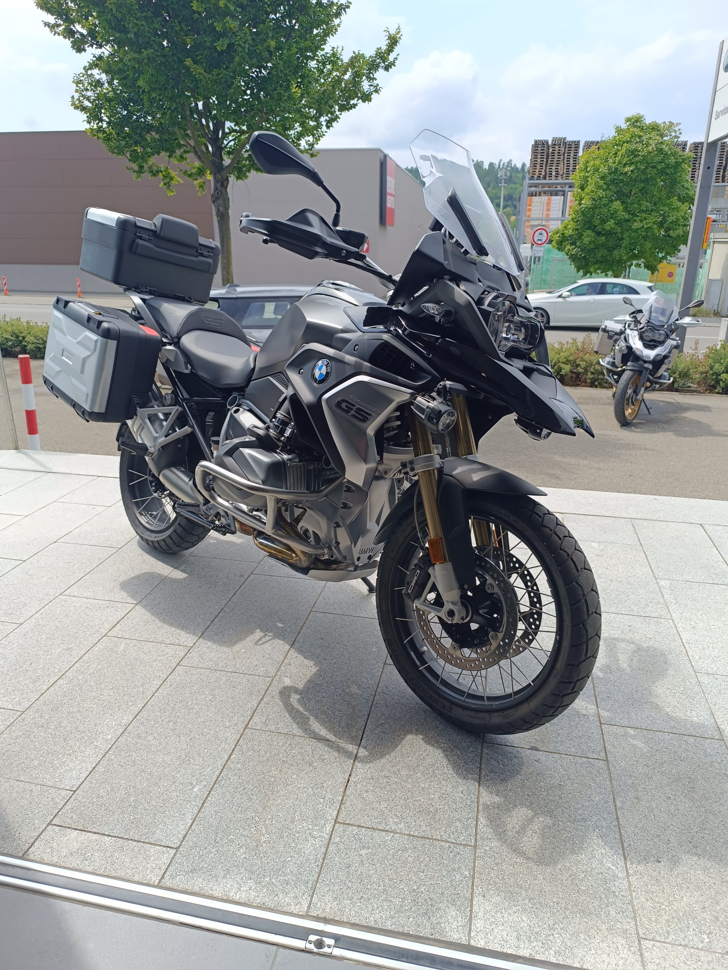 BMW Motorrad - R 1250 GS - mit Werkstieferlegung