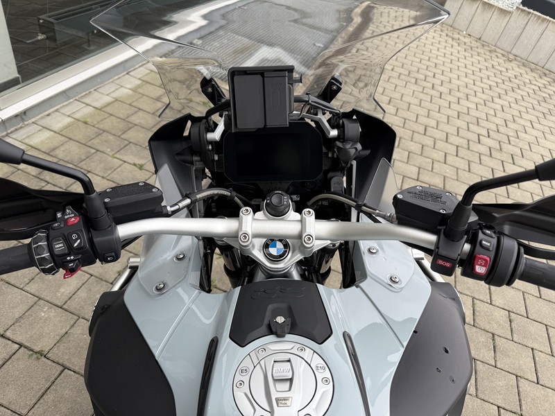 BMW Motorrad - R 1250 GS Adventure mit 3 Paketen, uvm.