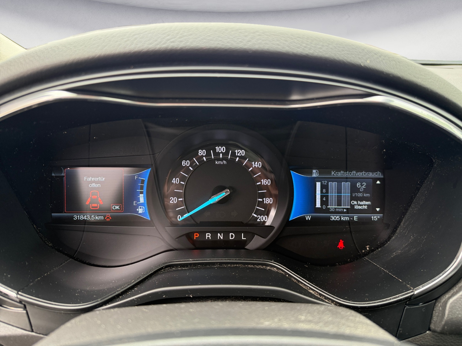 Ford - Mondeo Turnier 2.0 Ti-VCT Hybrid