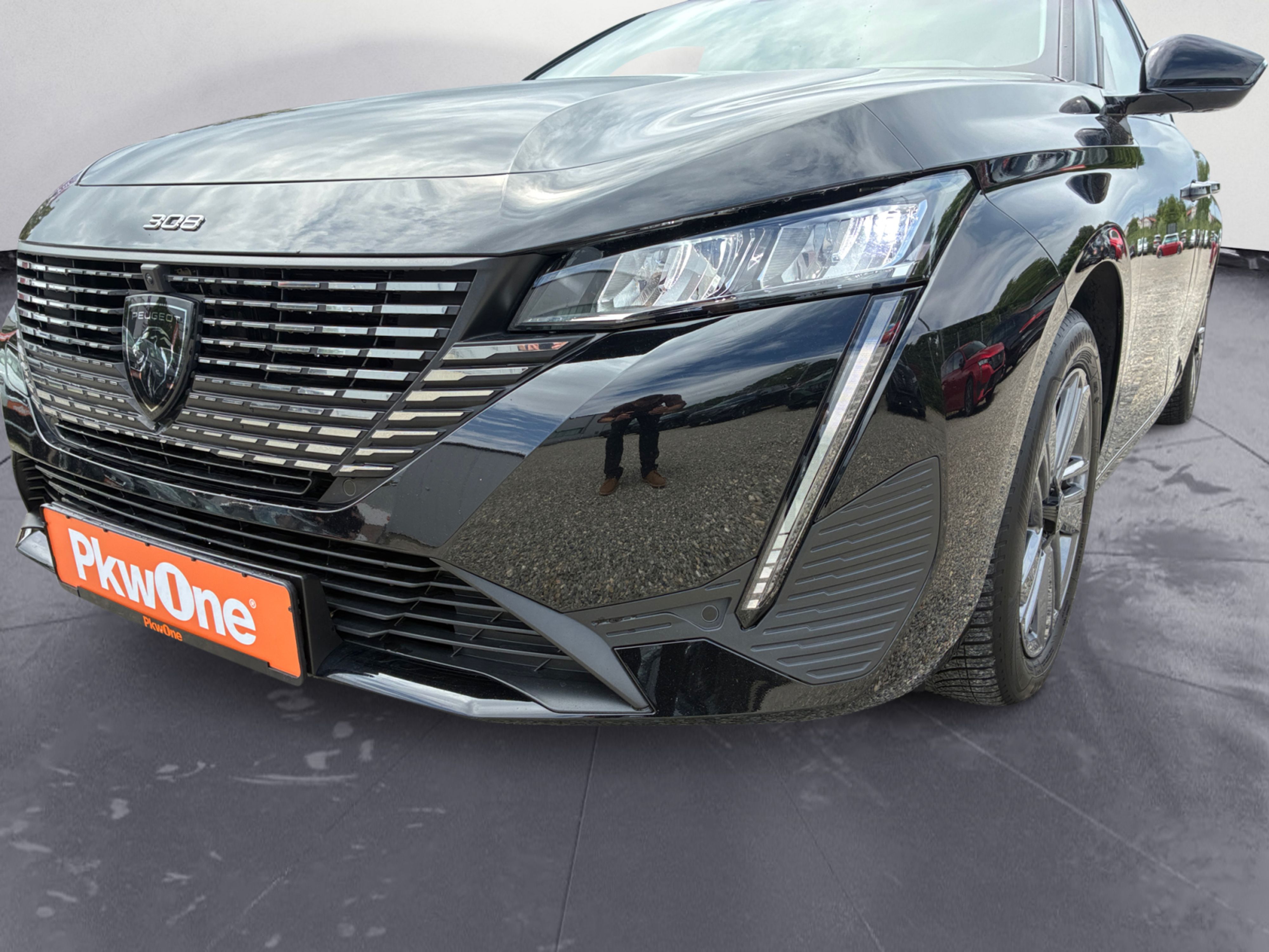 Peugeot - 308 SW Allure PureTech