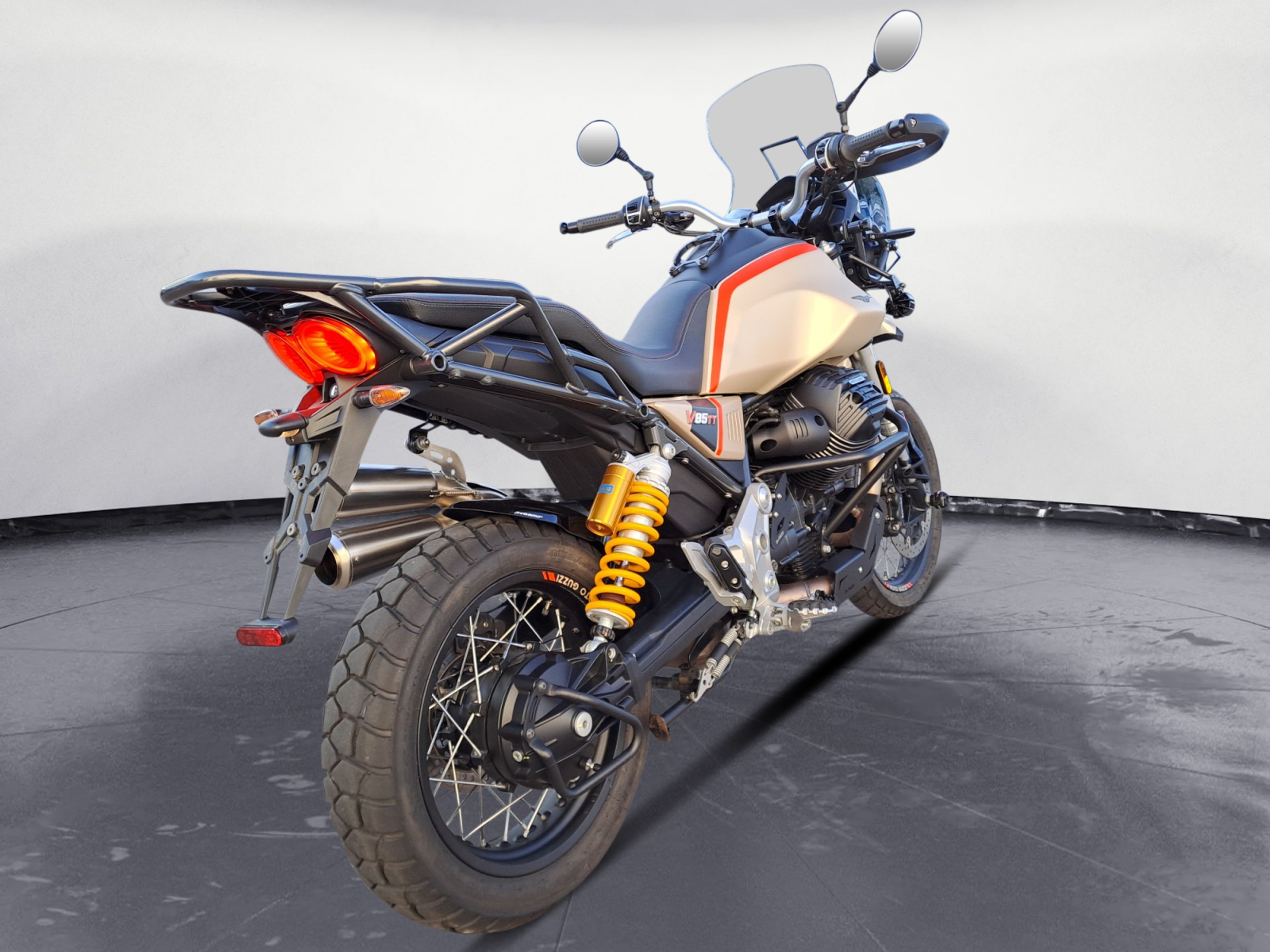 Moto Guzzi - V85 TT Travel