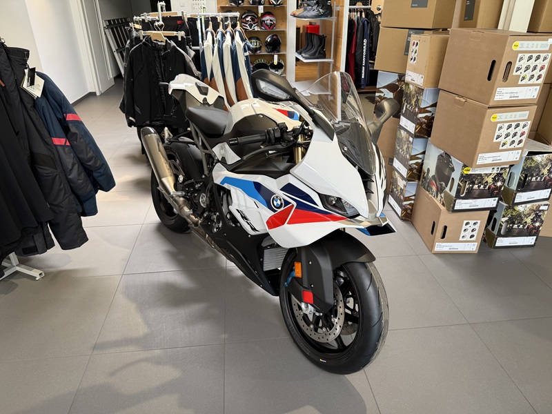 BMW Motorrad - S 1000 RR mit M Paket, Race Paket uvm
