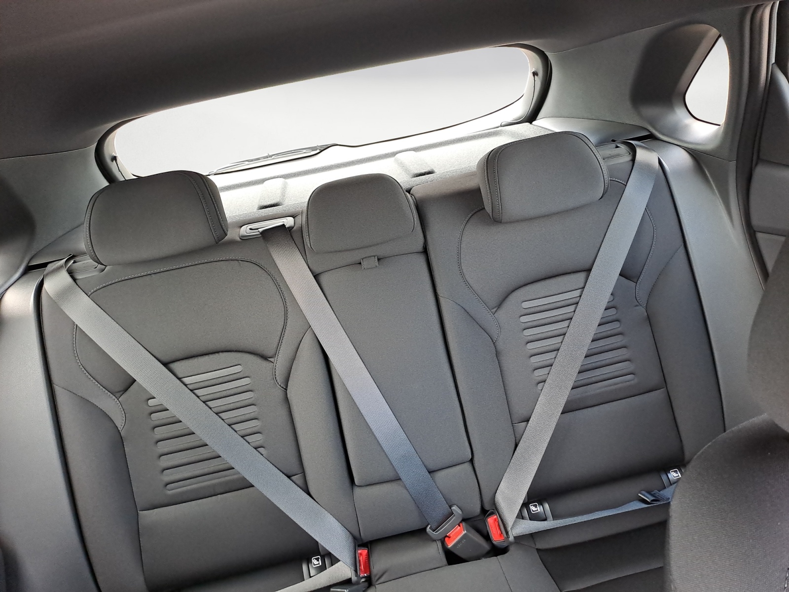 Hyundai - i30 1.5 T-GDI Hybrid Advantage