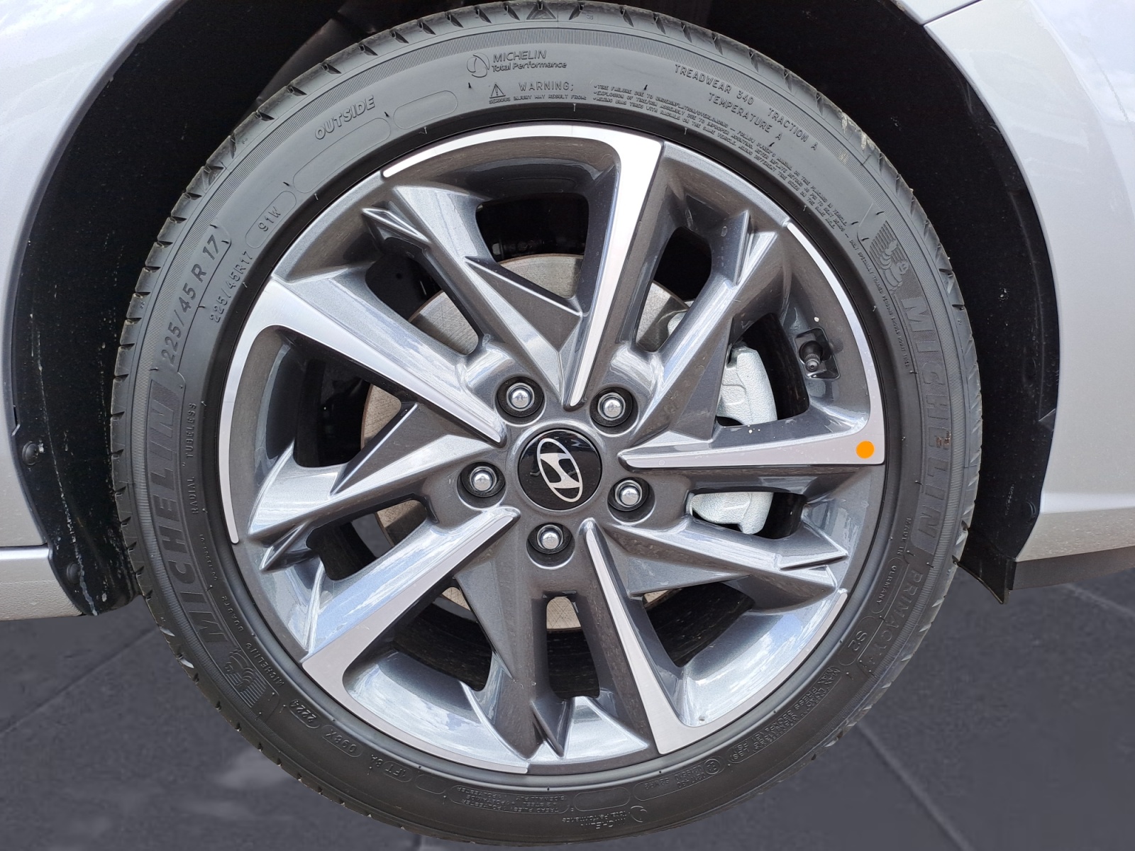 Hyundai - i30 1.5 T-GDI Hybrid Advantage