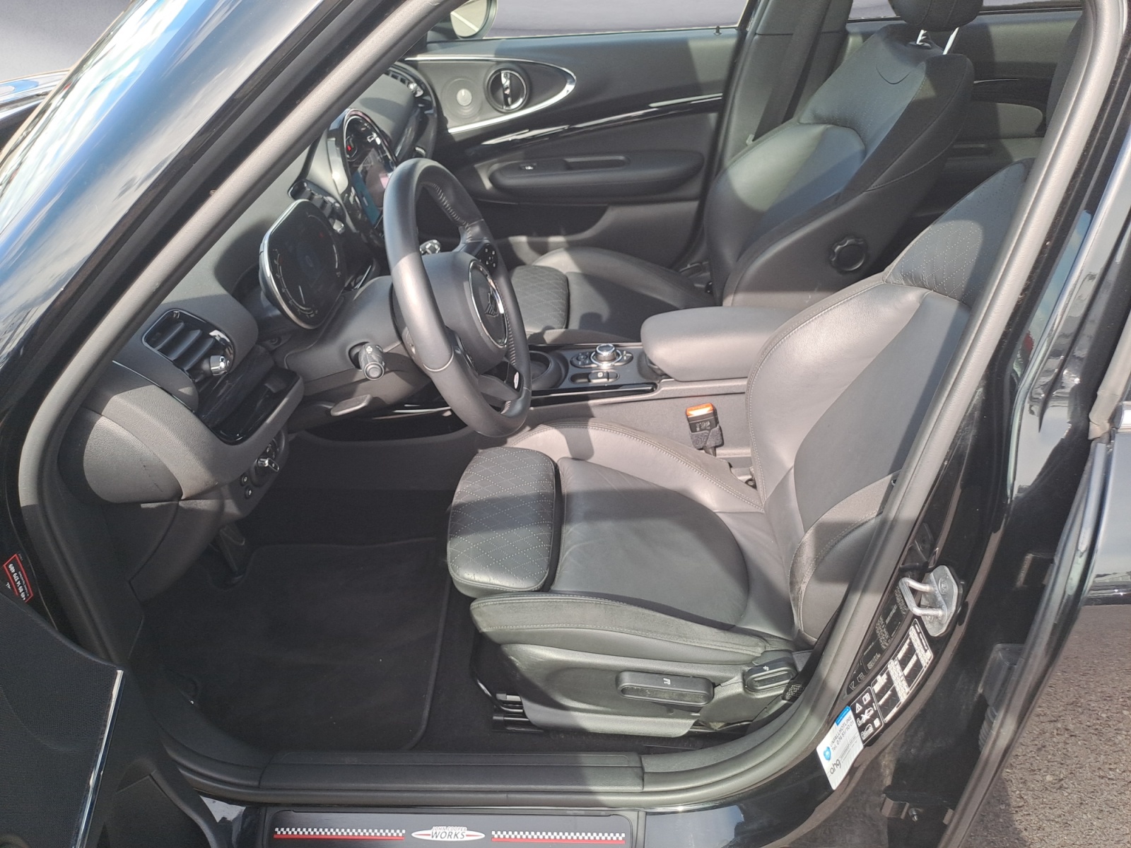 MINI - Clubman Cooper S ALL4AT JCWKS Trim