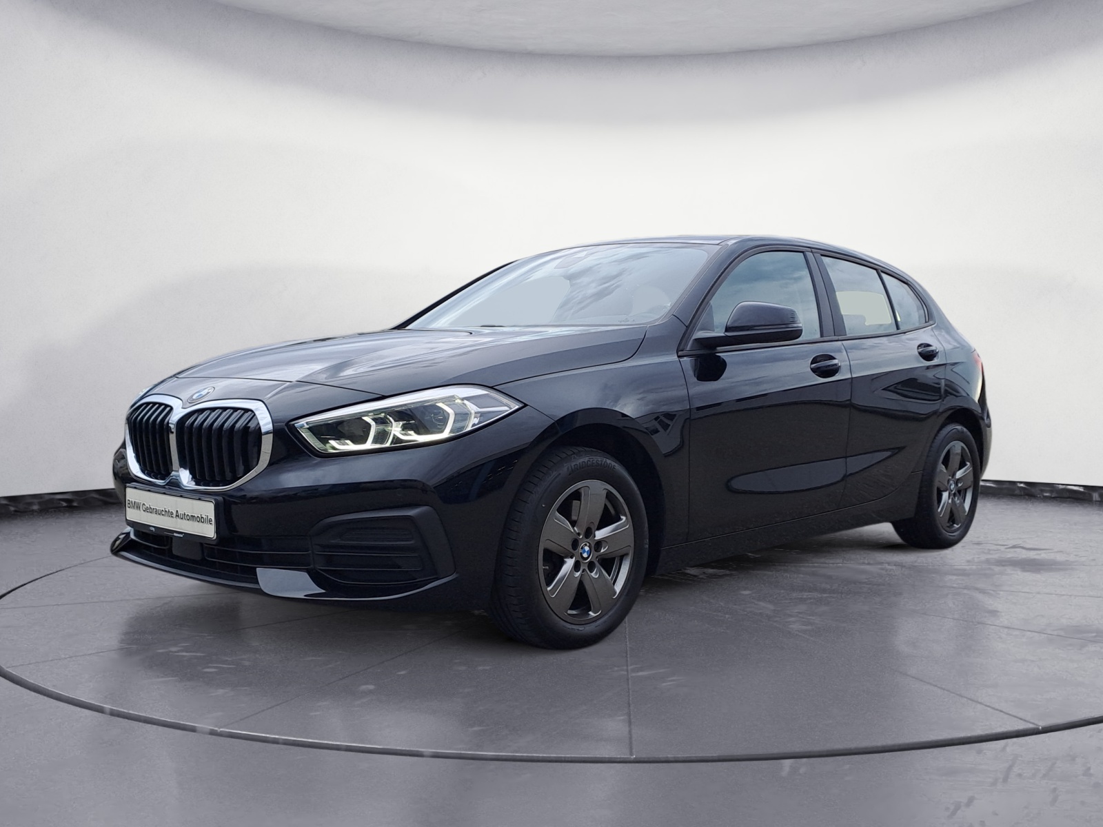 BMW - 118i Advantage