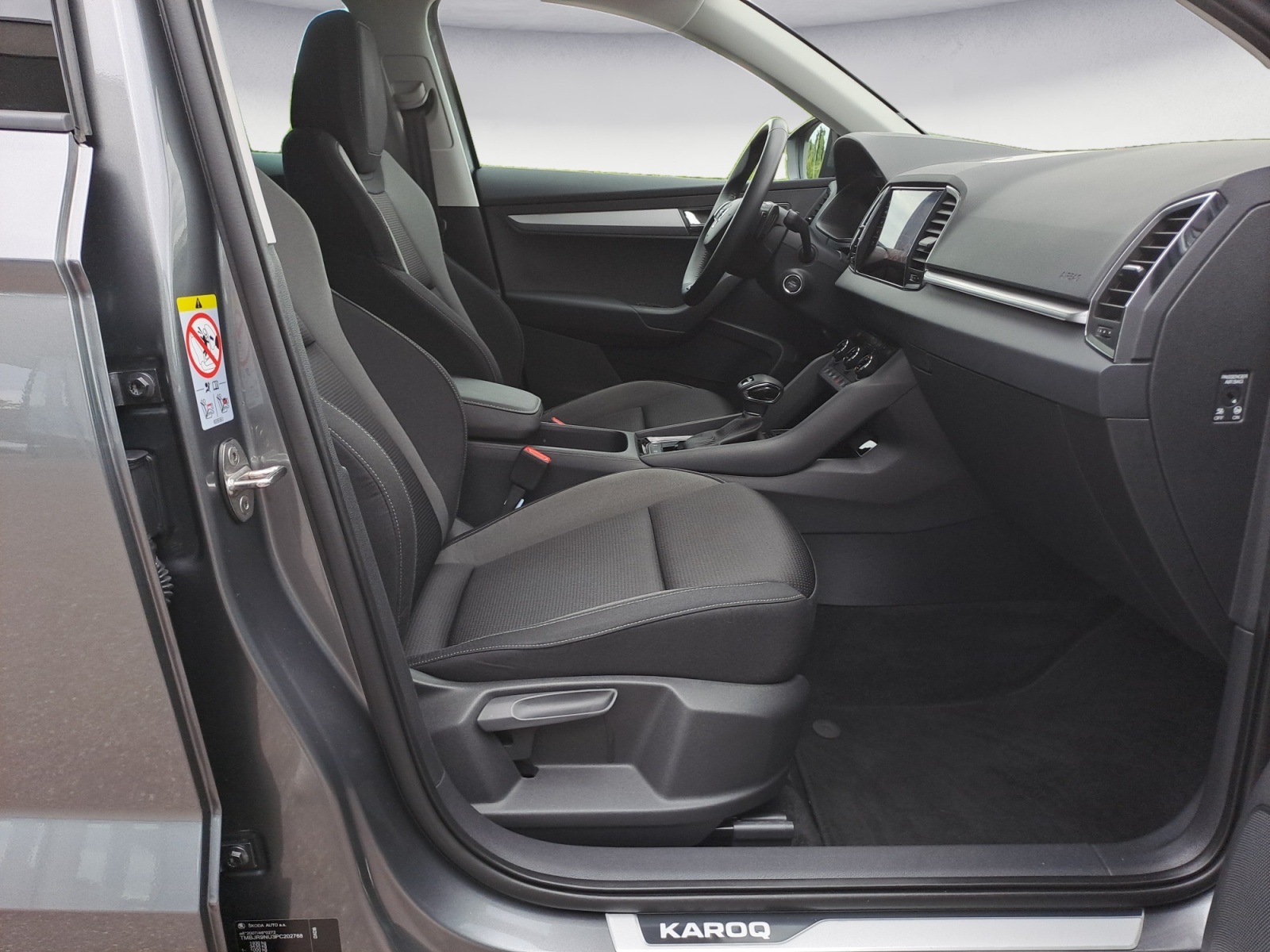 Skoda - Karoq 1.5l TSI DSG TOUR
