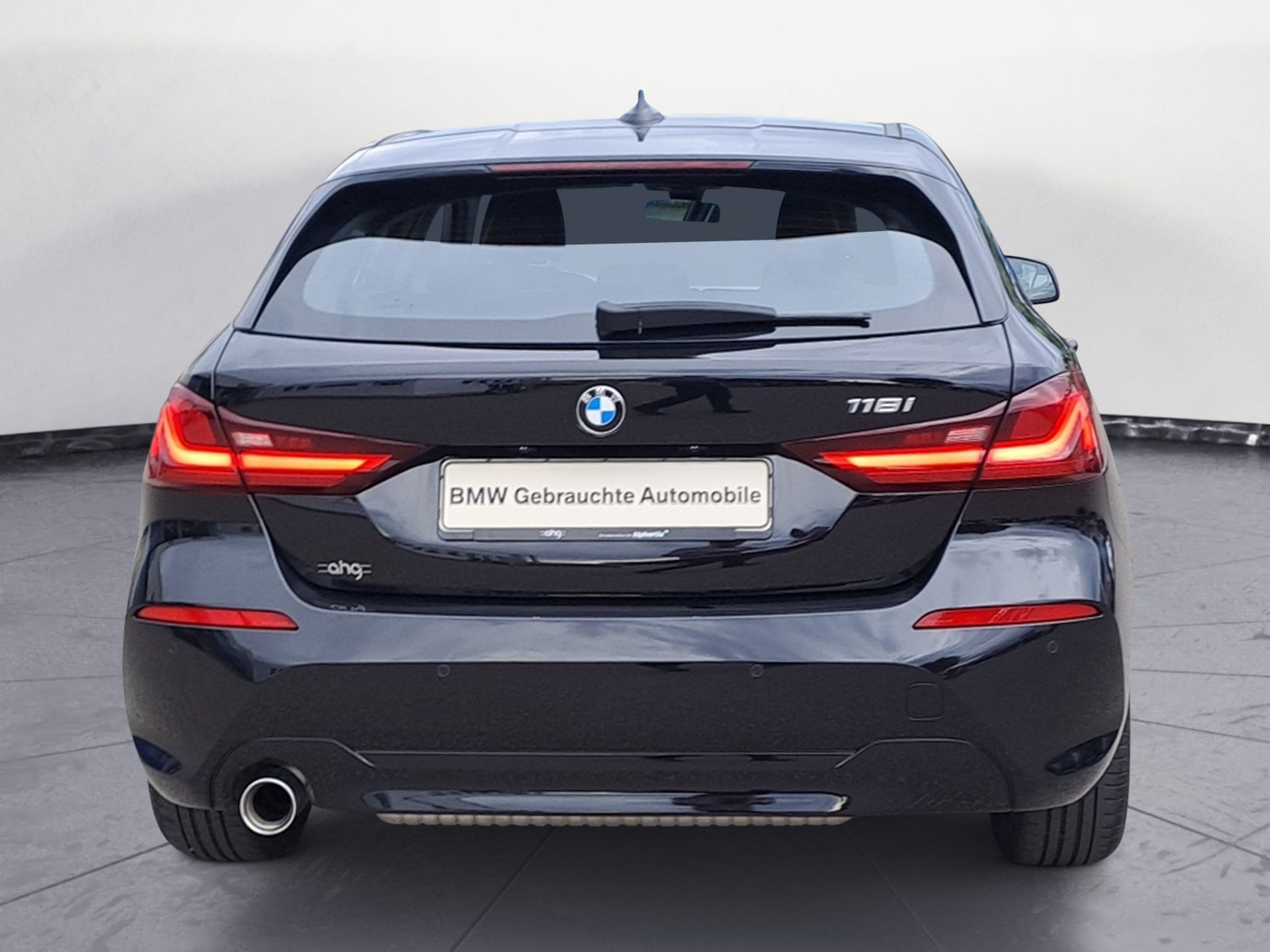 BMW - 118i Advantage