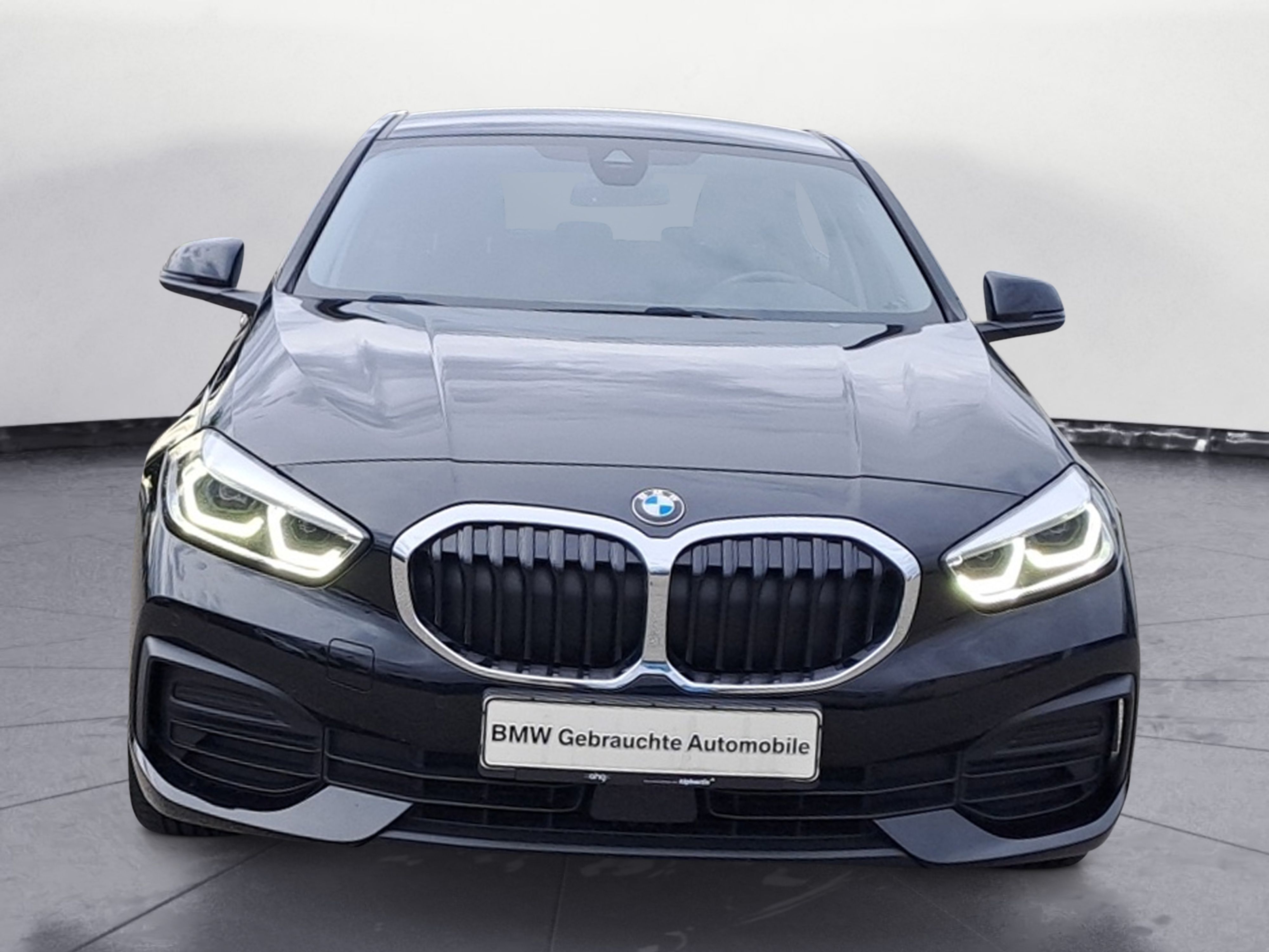 BMW - 118i Advantage