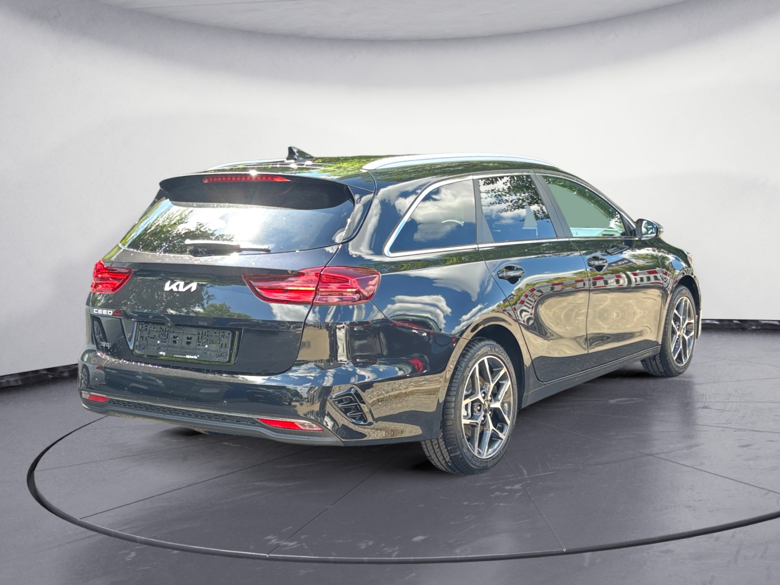 Kia - Ceed 1.5 T-GDI Ultimate Edition Sportswagon