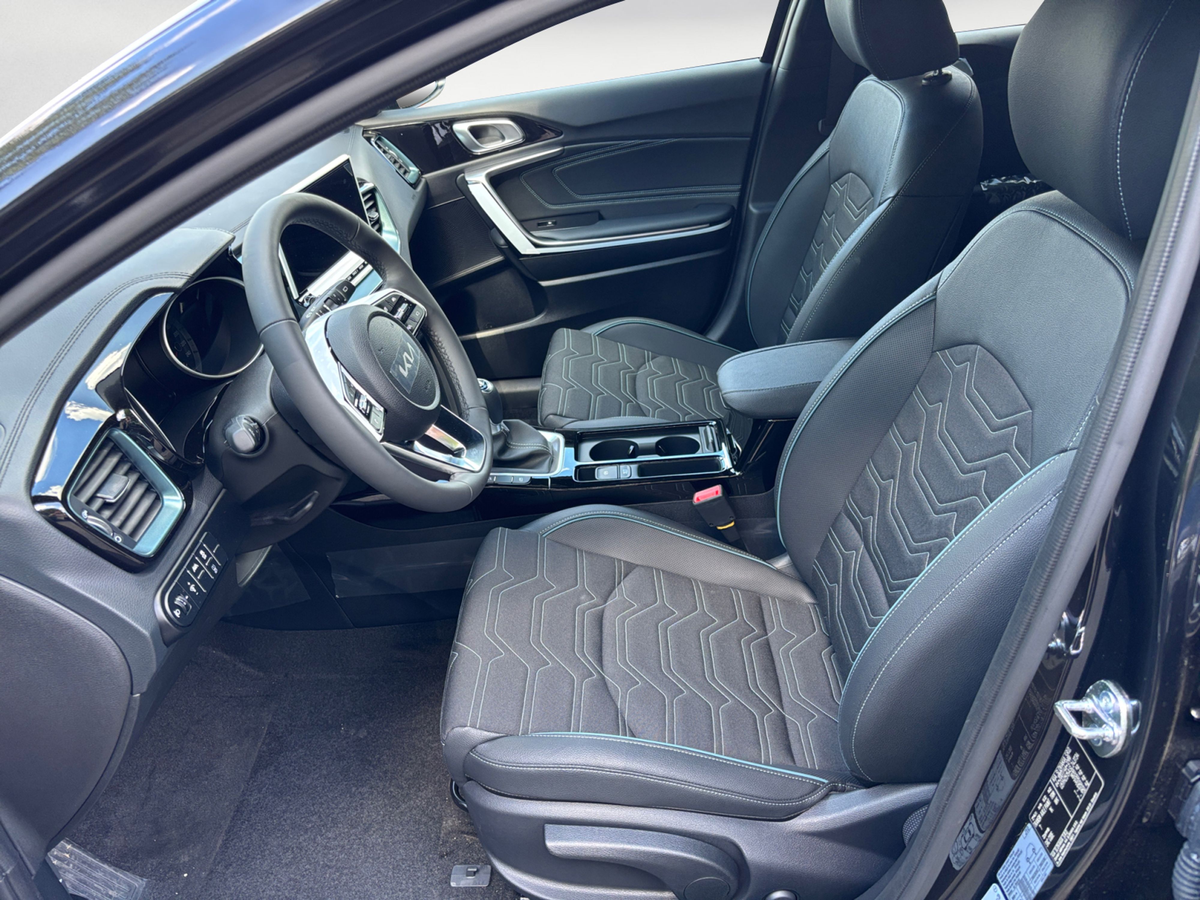 Kia - Cee´d / Ceed 1.5 T-GDI Nightline Edition