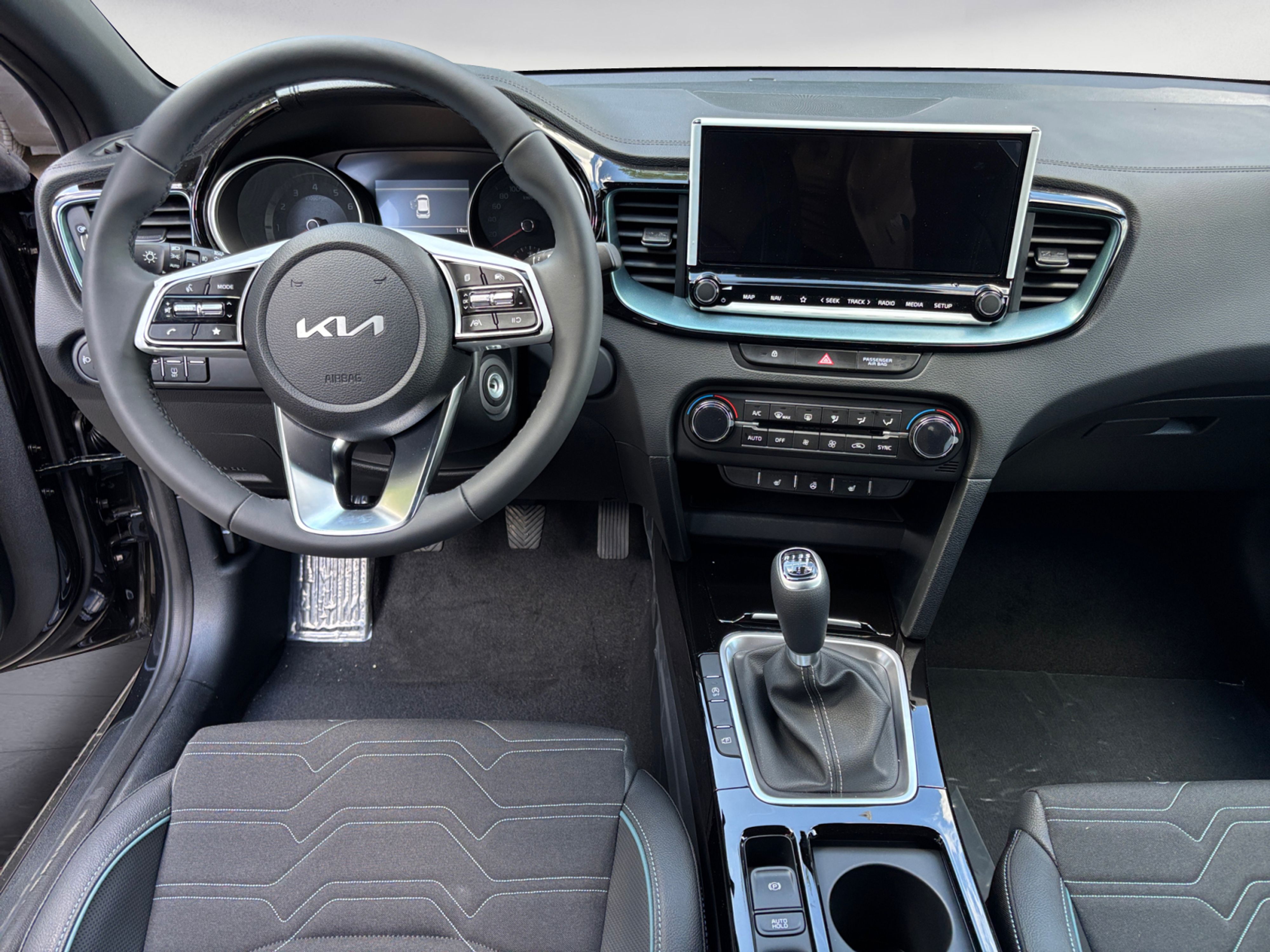 Kia - Cee´d / Ceed 1.5 T-GDI Nightline Edition