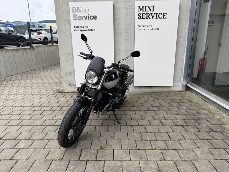 BMW Motorrad - R nineT Scrambler inkl. Seitentasche und Zubehör