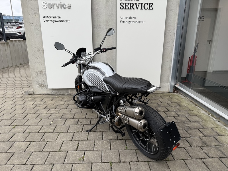 BMW Motorrad - R nineT Scrambler inkl. Seitentasche und Zubehör