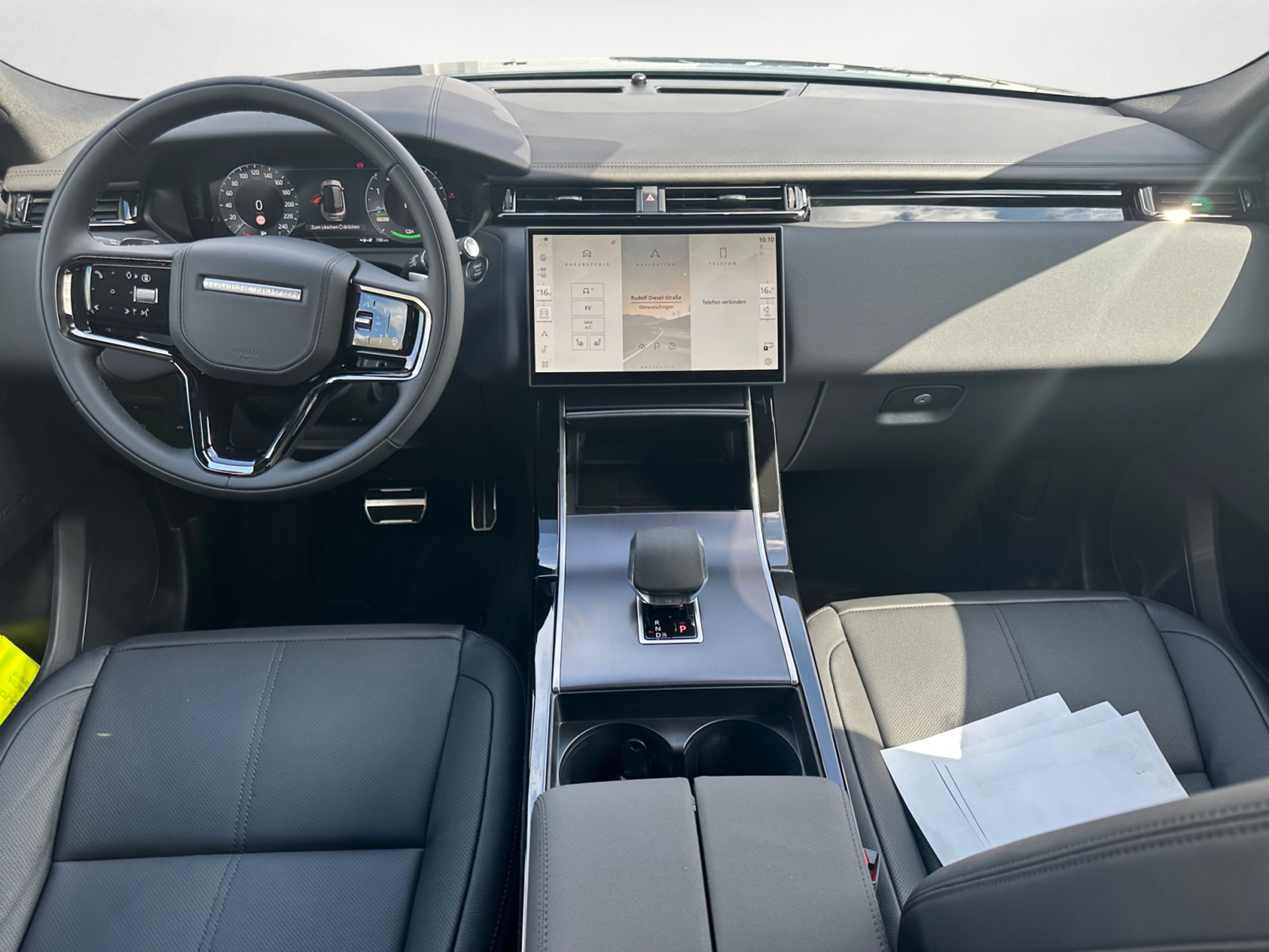 Land Rover - Range Rover Velar 2.0 P400e DYNAMIC SE