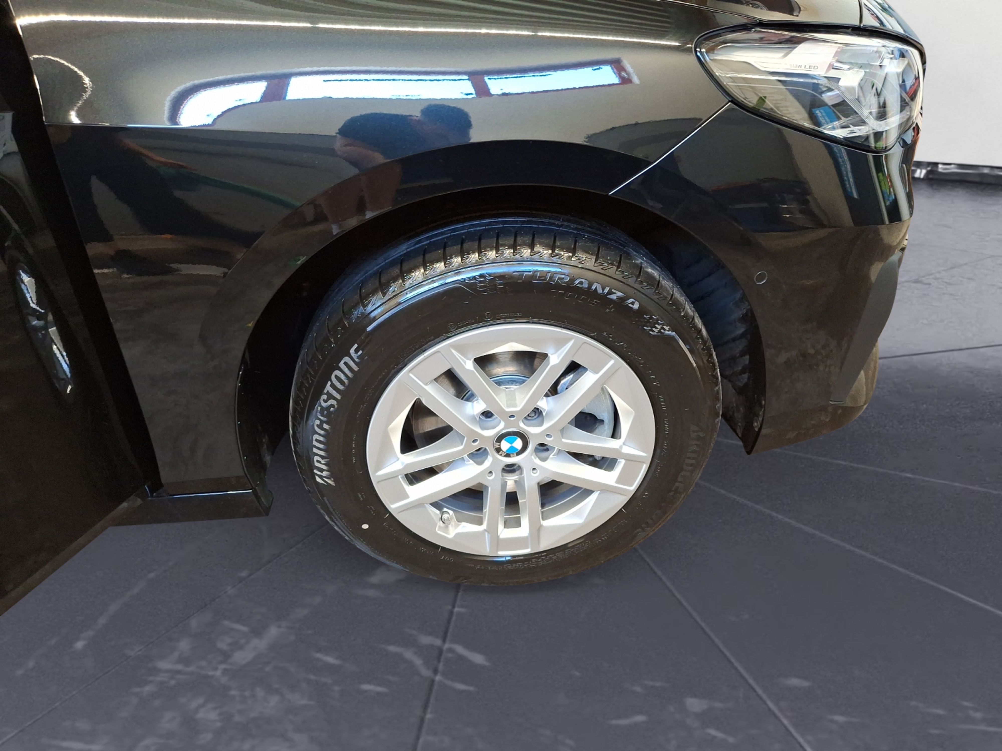 BMW - 216i Active Tourer Steptronic DCT