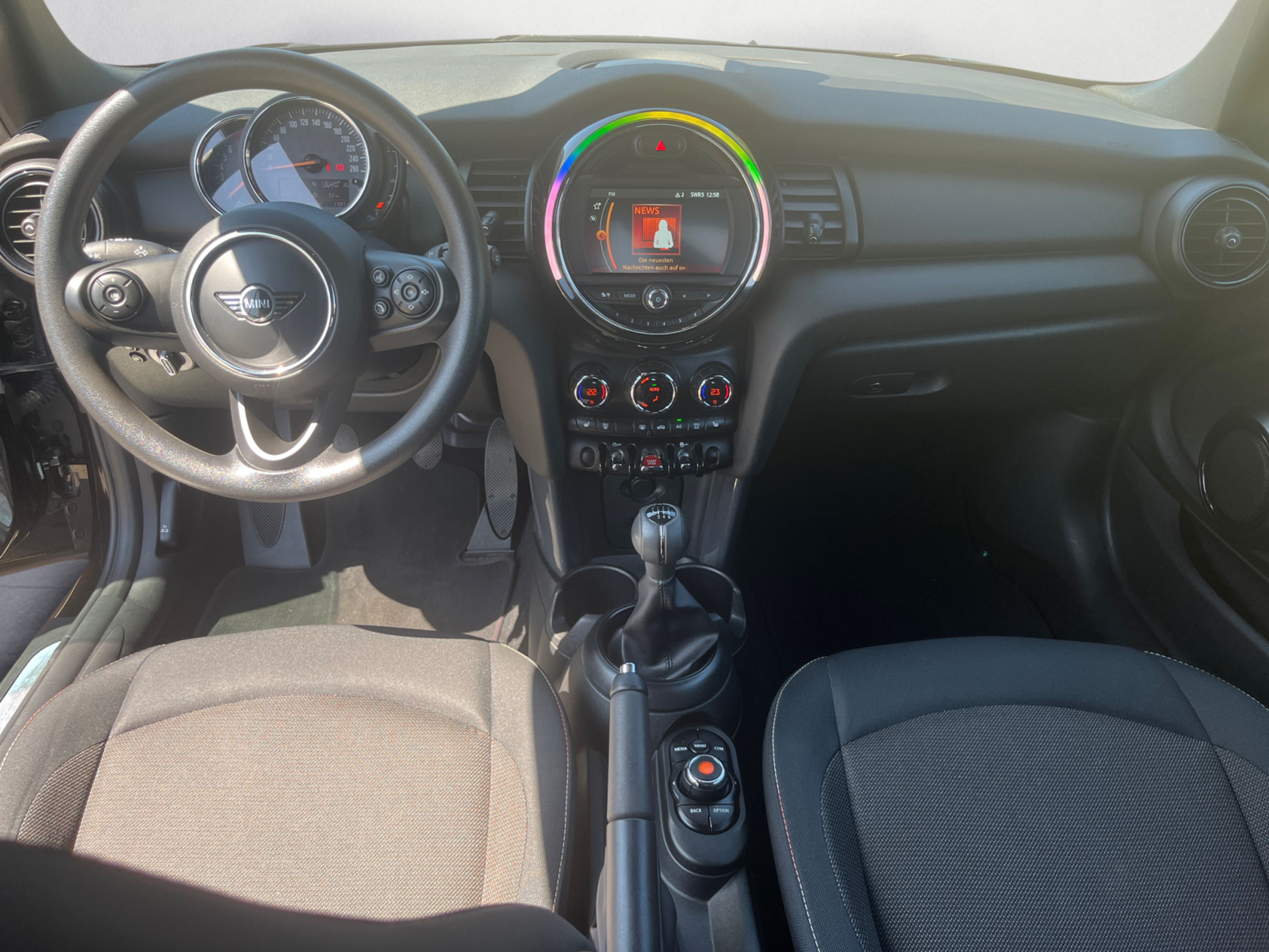 MINI - One Cabrio