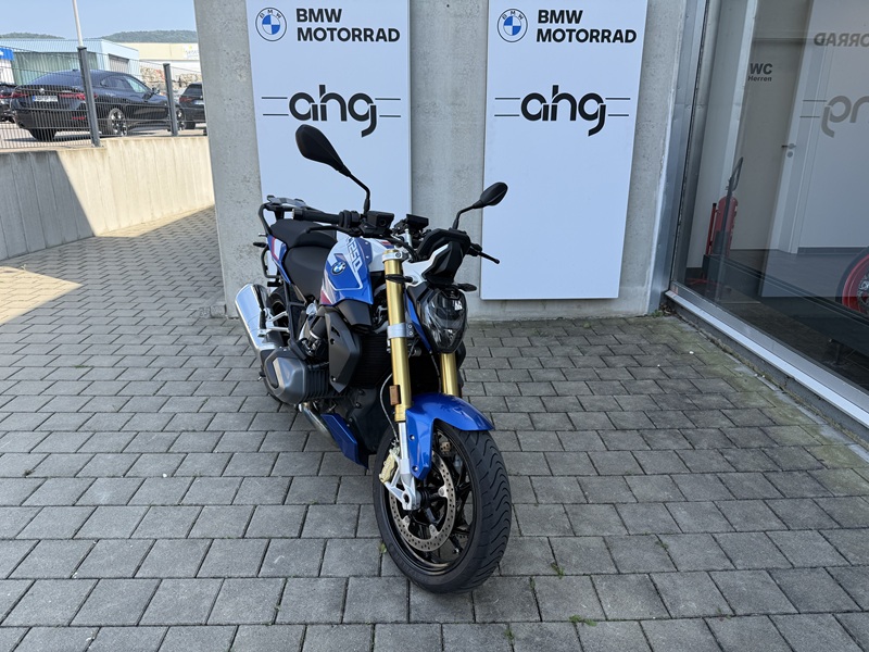 BMW Motorrad - R 1250 R mit 3 Paketen, Werksgarantie uvm.