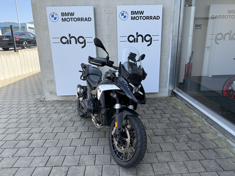 BMW Motorrad - R 1300 GS mit Höhenregelung und tiefem Sitz uvm
