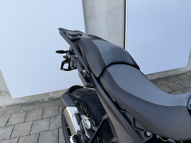 BMW Motorrad - R 1300 GS mit Höhenregelung und tiefem Sitz uvm