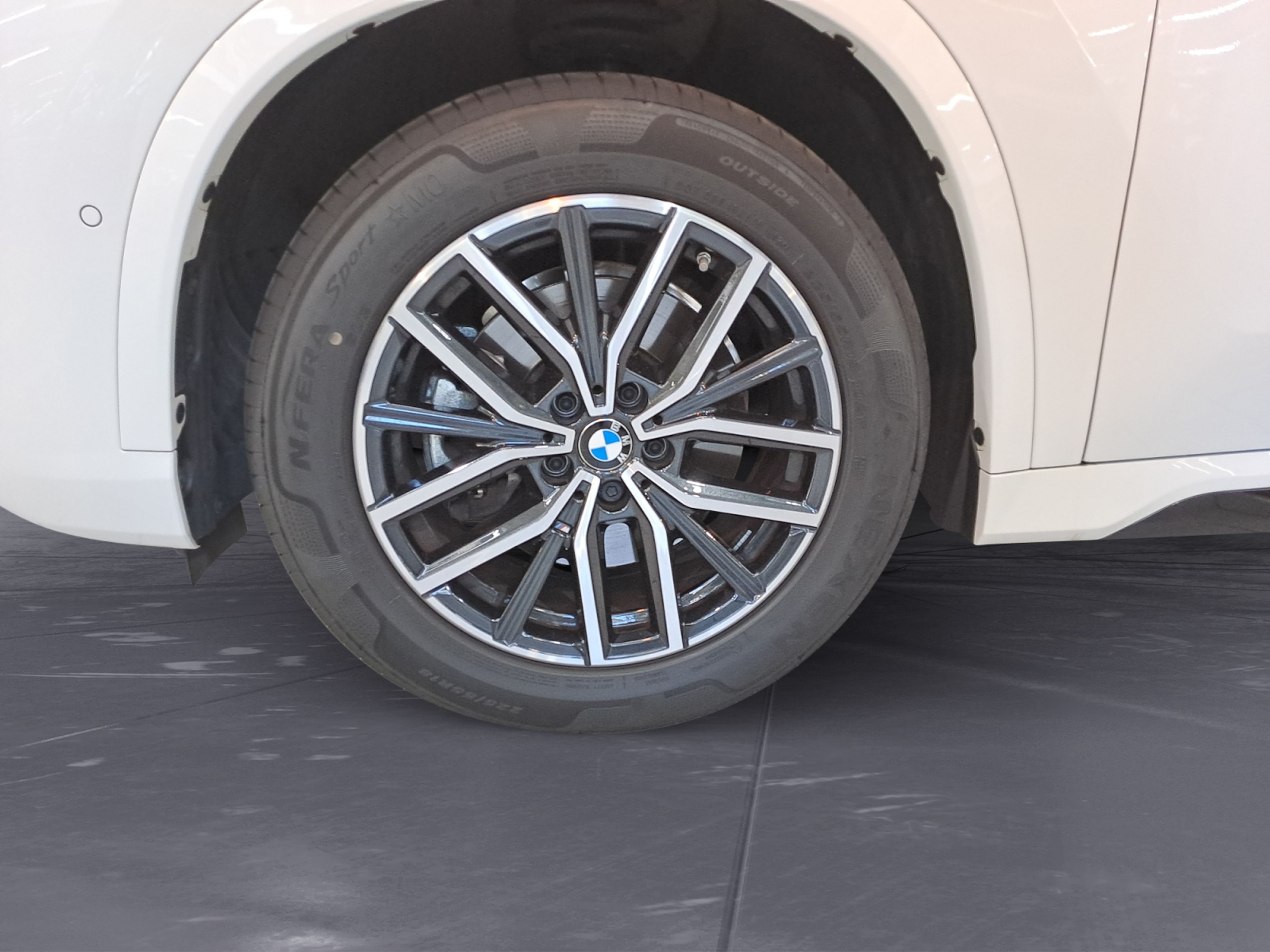 BMW - X1 sDrive20i Steptronic