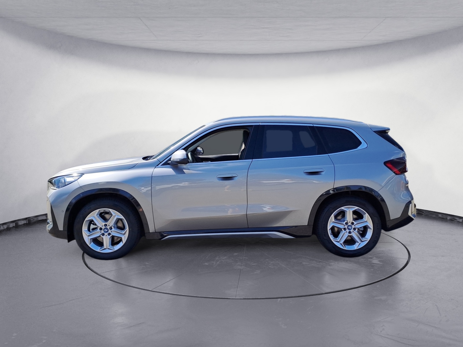 BMW - iX1 xDrive30