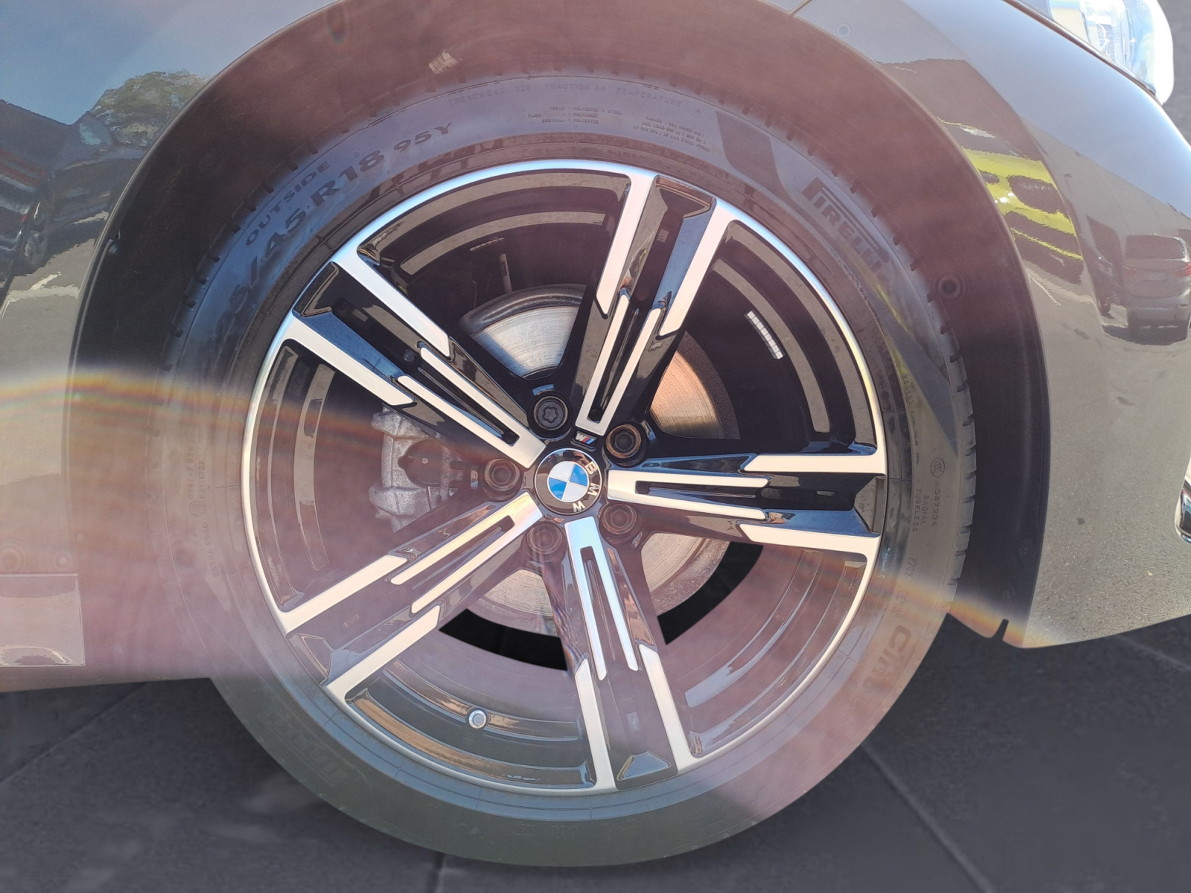 BMW - 318i Aut. Limousine